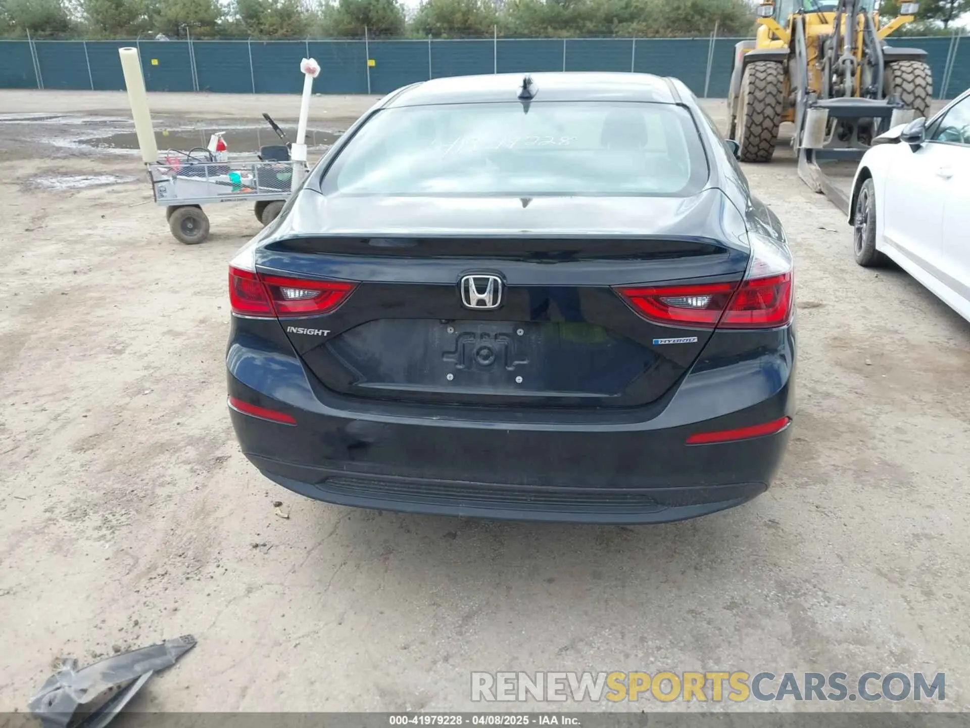 16 fotografías del automóvil dañado 19XZE4F59KE025217 HONDA INSIGHT 2019