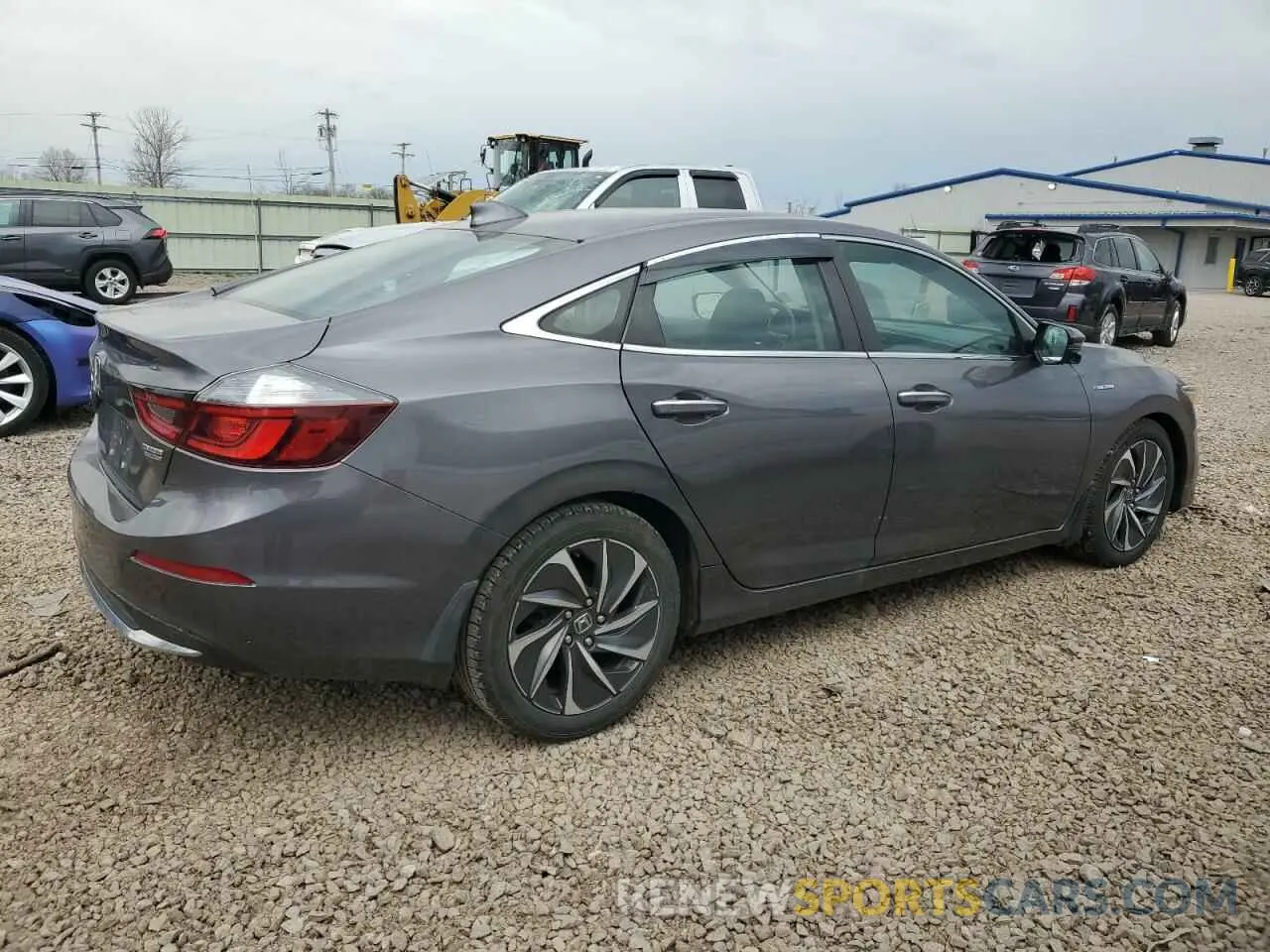 3 fotografías del automóvil dañado 19XZE4F94KE003290 HONDA INSIGHT 2019