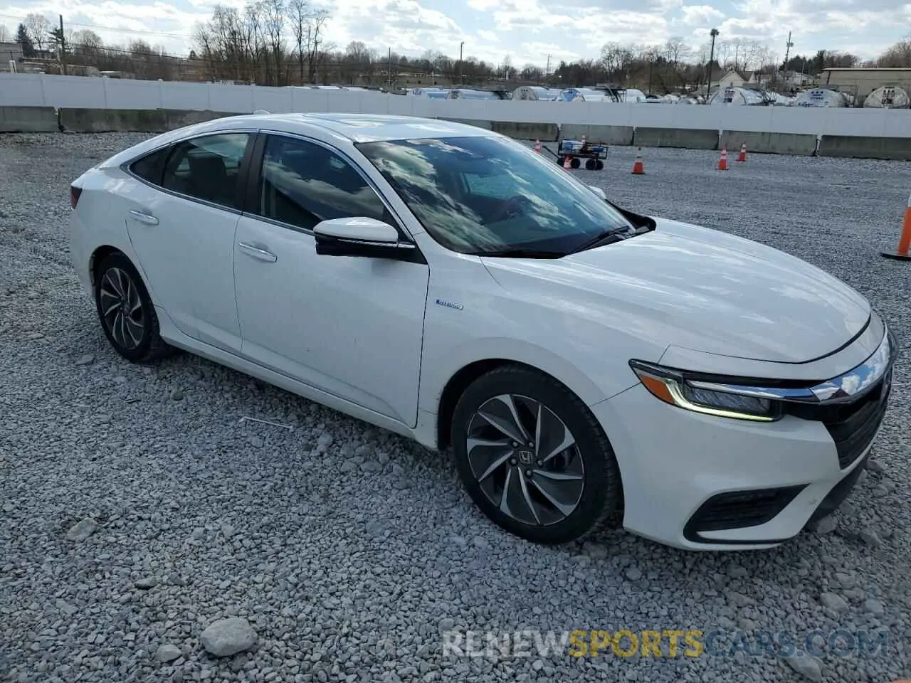 4 fotografías del automóvil dañado 19XZE4F94KE013561 HONDA INSIGHT 2019