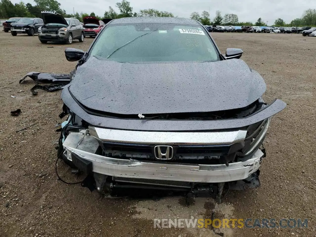 5 fotografías del automóvil dañado 19XZE4F94KE024088 HONDA INSIGHT 2019
