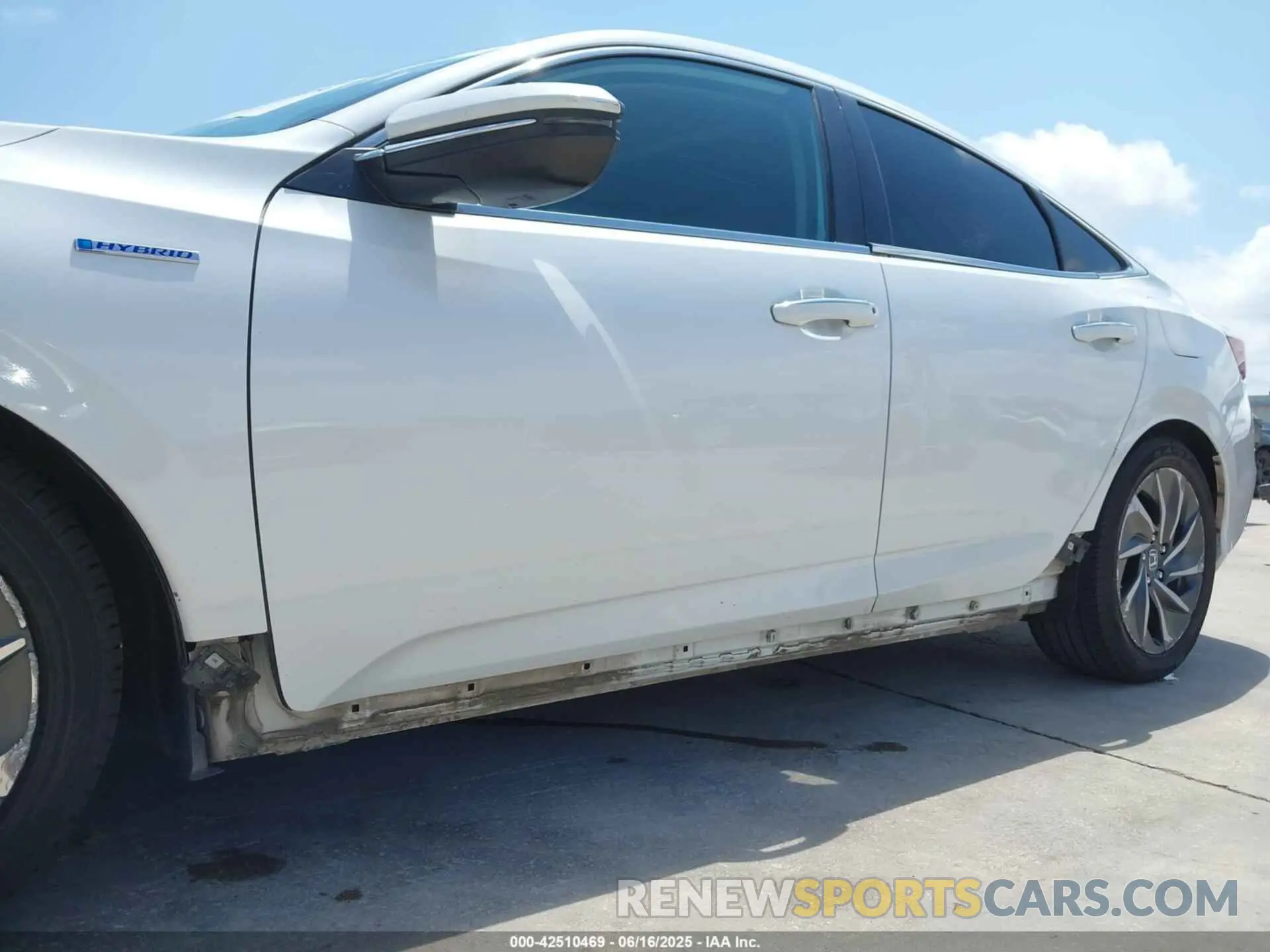 20 fotografías del automóvil dañado 19XZE4F95KE013732 HONDA INSIGHT 2019