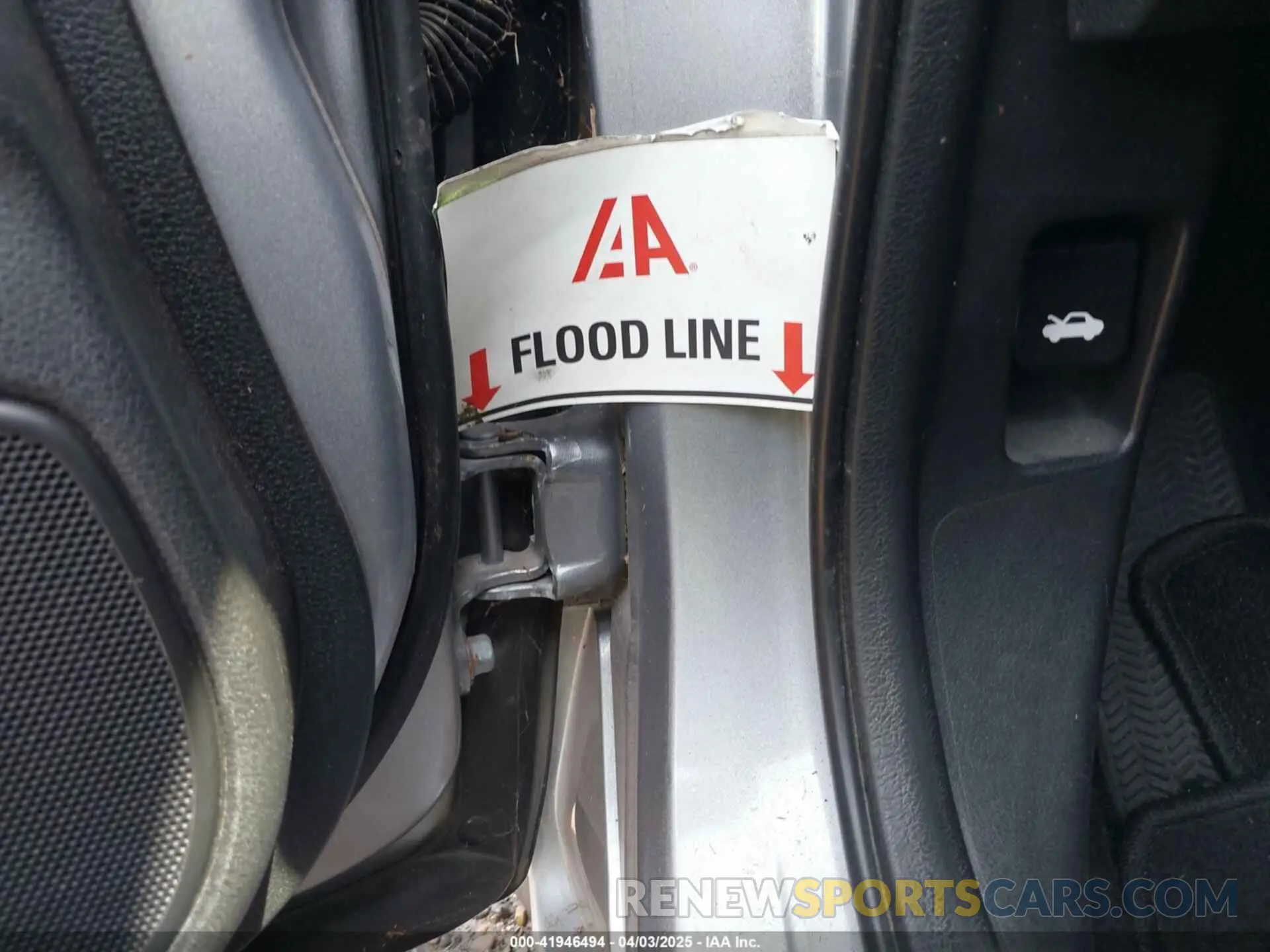 6 fotografías del automóvil dañado 19XZE4F96KE007485 HONDA INSIGHT 2019