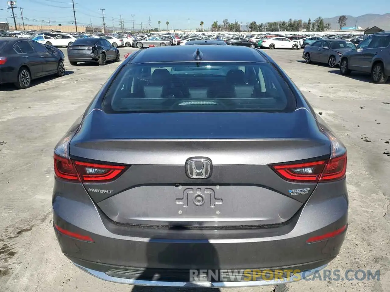 6 fotografías del automóvil dañado 19XZE4F96KE031589 HONDA INSIGHT 2019