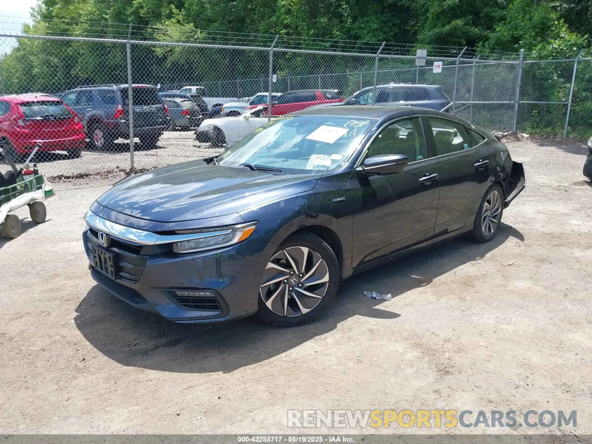2 fotografías del automóvil dañado 19XZE4F97KE002473 HONDA INSIGHT 2019