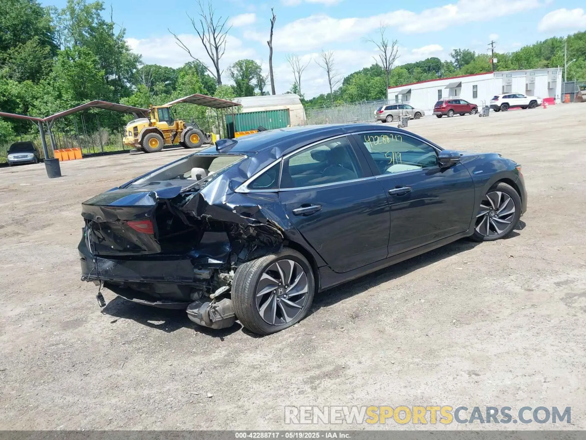 4 fotografías del automóvil dañado 19XZE4F97KE002473 HONDA INSIGHT 2019