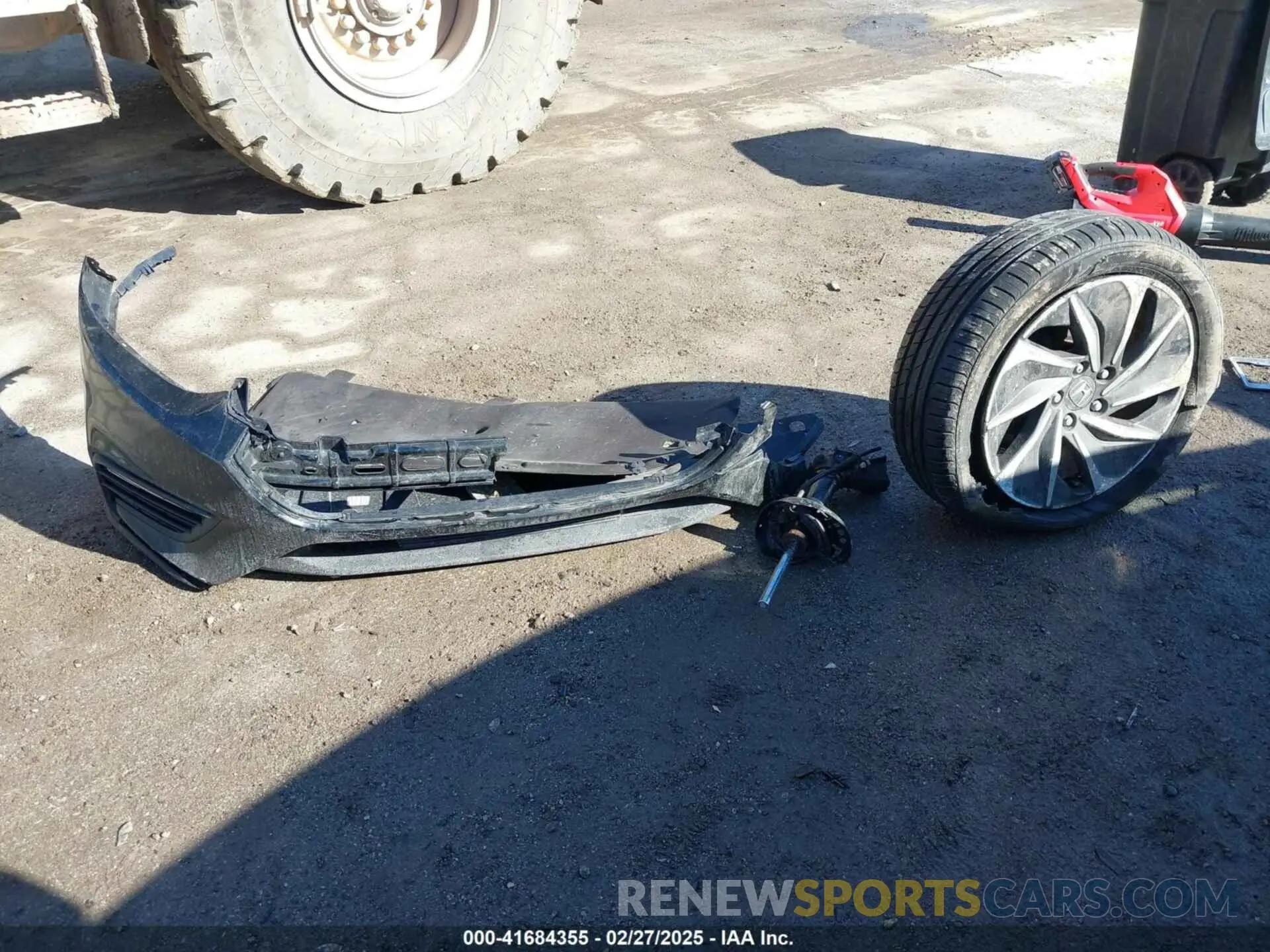 12 fotografías del automóvil dañado 19XZE4F97KE019824 HONDA INSIGHT 2019
