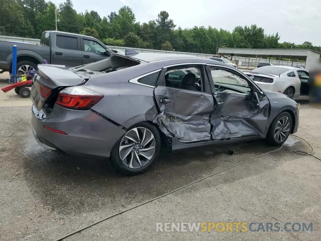 3 fotografías del automóvil dañado 19XZE4F9XKE020742 HONDA INSIGHT 2019