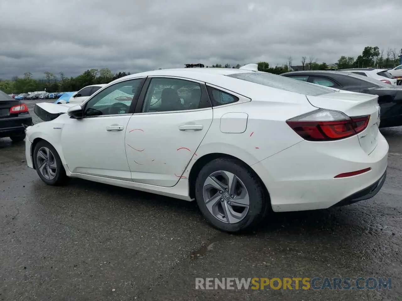 2 fotografías del automóvil dañado 19XZE4F53LE003859 HONDA INSIGHT 2020