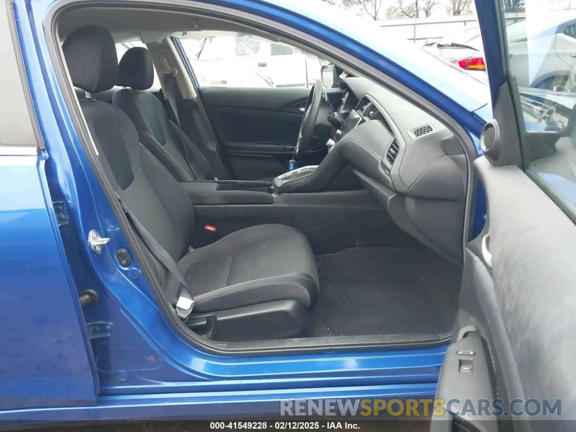 5 fotografías del automóvil dañado 19XZE4F55LE009856 HONDA INSIGHT 2020