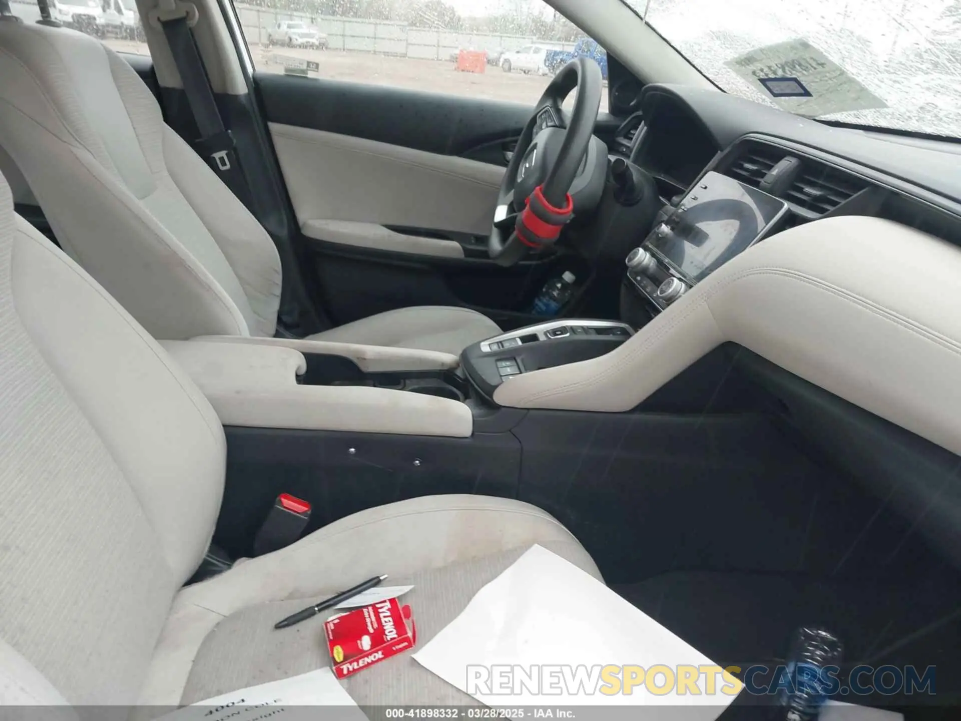 5 fotografías del automóvil dañado 19XZE4F57LE005906 HONDA INSIGHT 2020