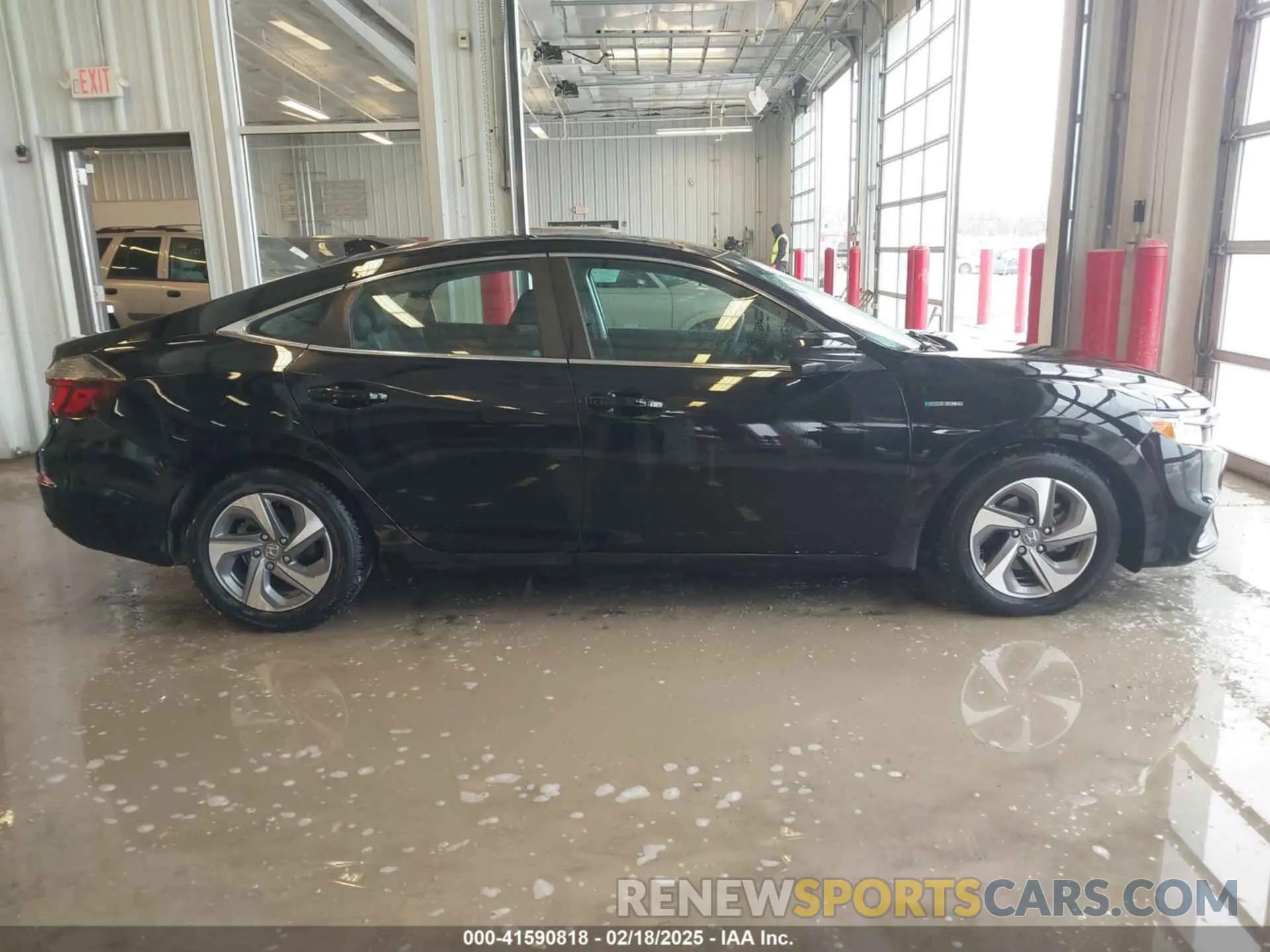 13 fotografías del automóvil dañado 19XZE4F58LE008670 HONDA INSIGHT 2020