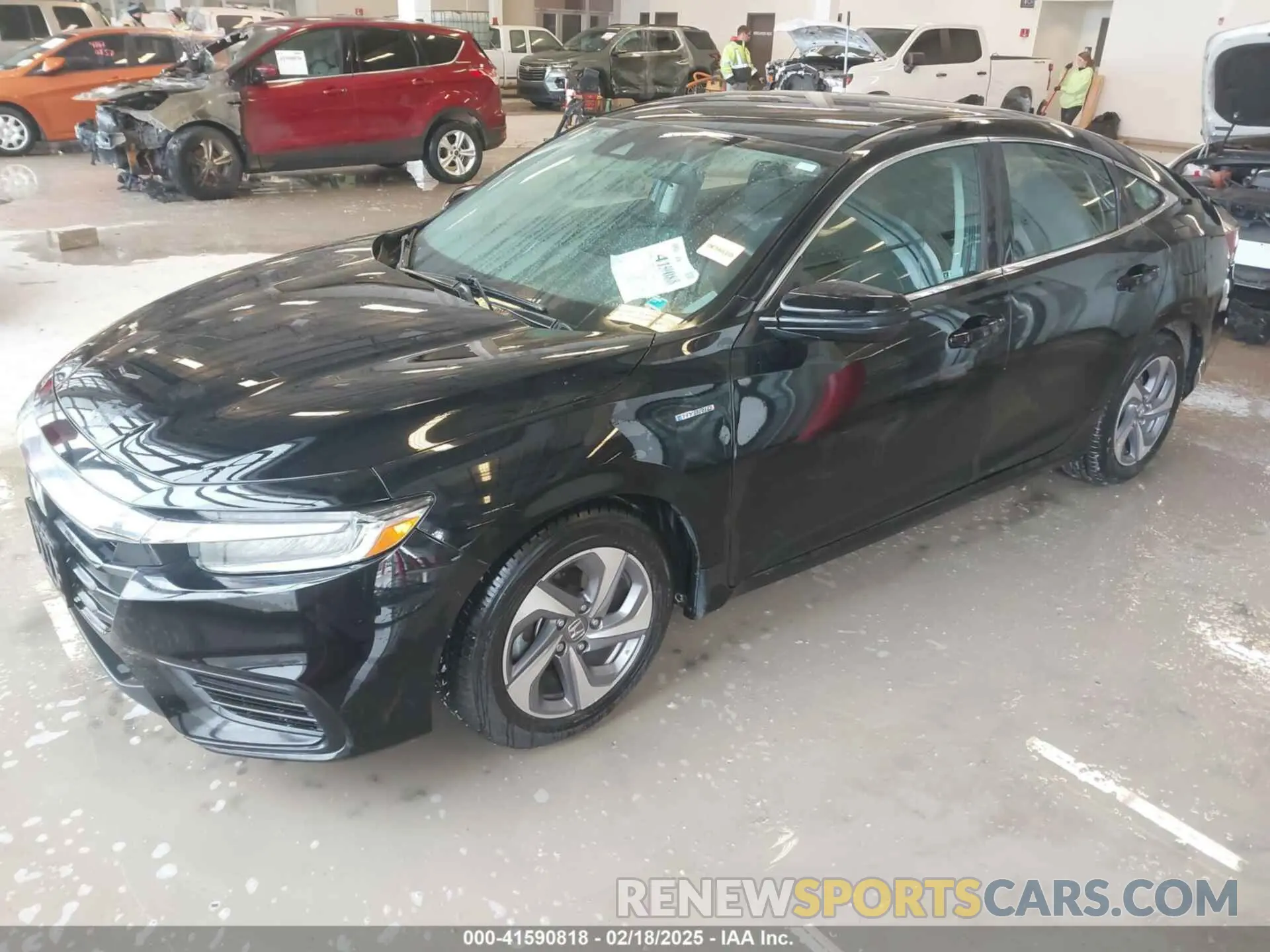 2 fotografías del automóvil dañado 19XZE4F58LE008670 HONDA INSIGHT 2020
