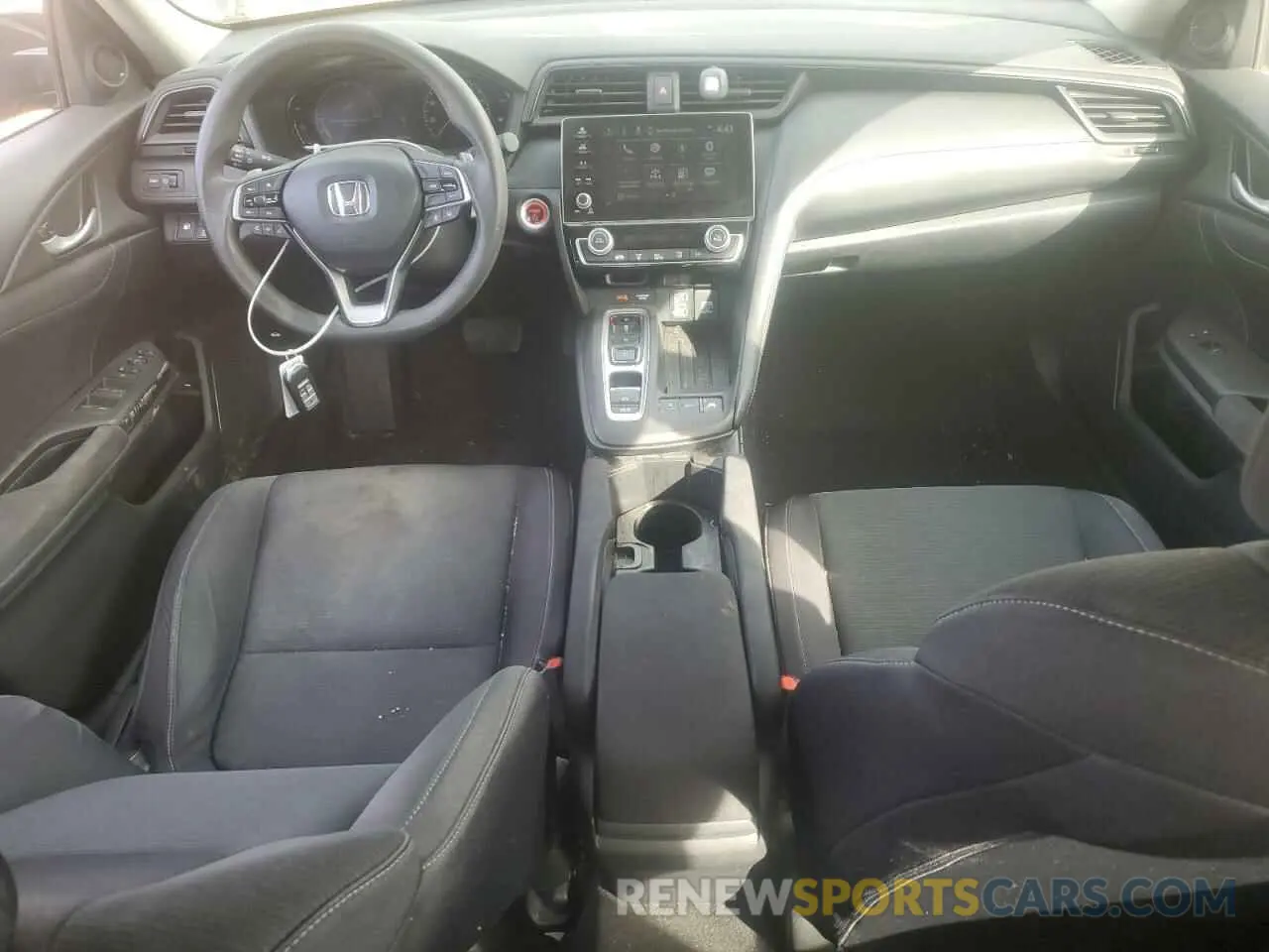 8 fotografías del automóvil dañado 19XZE4F58LE011830 HONDA INSIGHT 2020