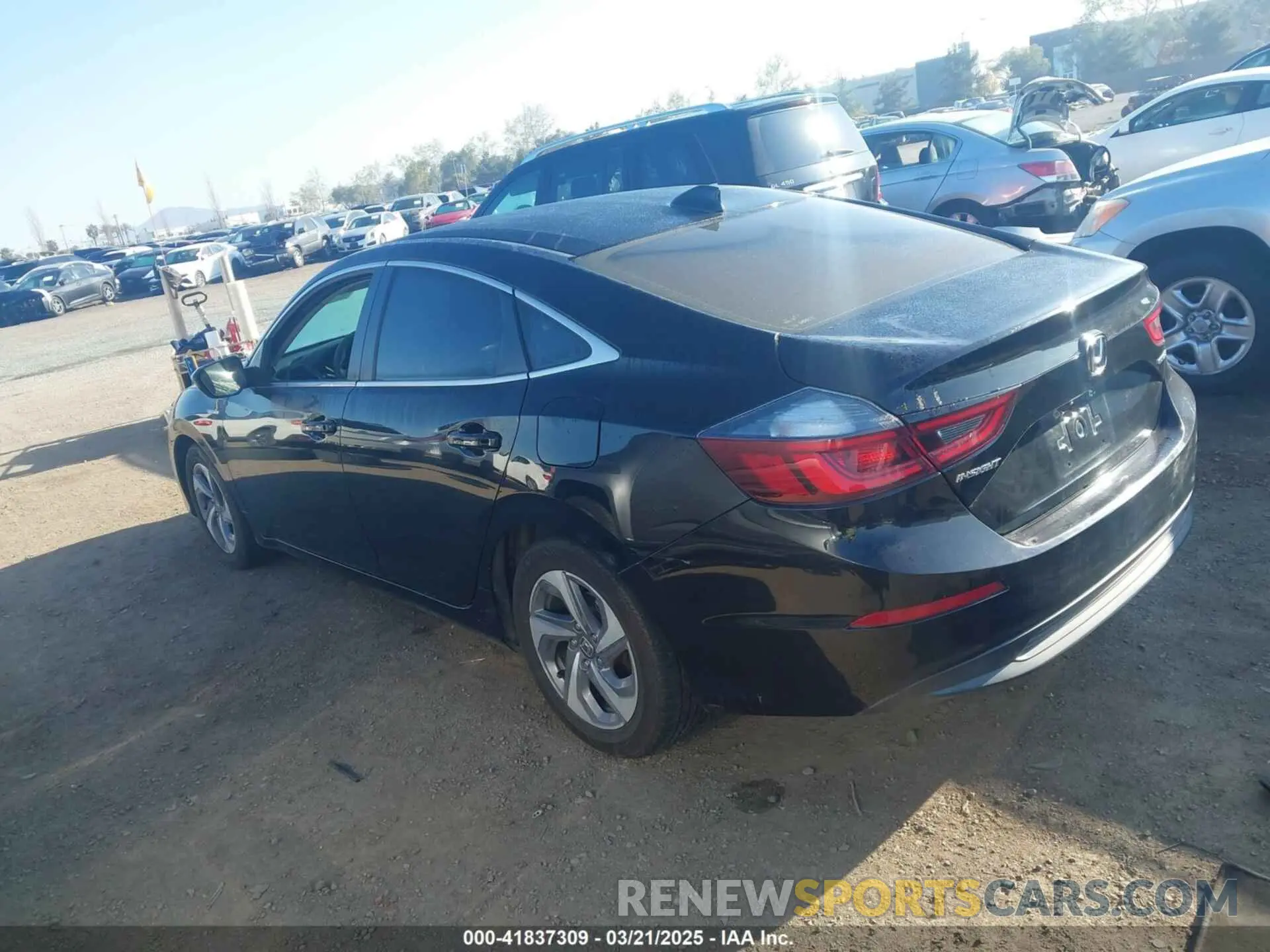 15 fotografías del automóvil dañado 19XZE4F59LE014980 HONDA INSIGHT 2020