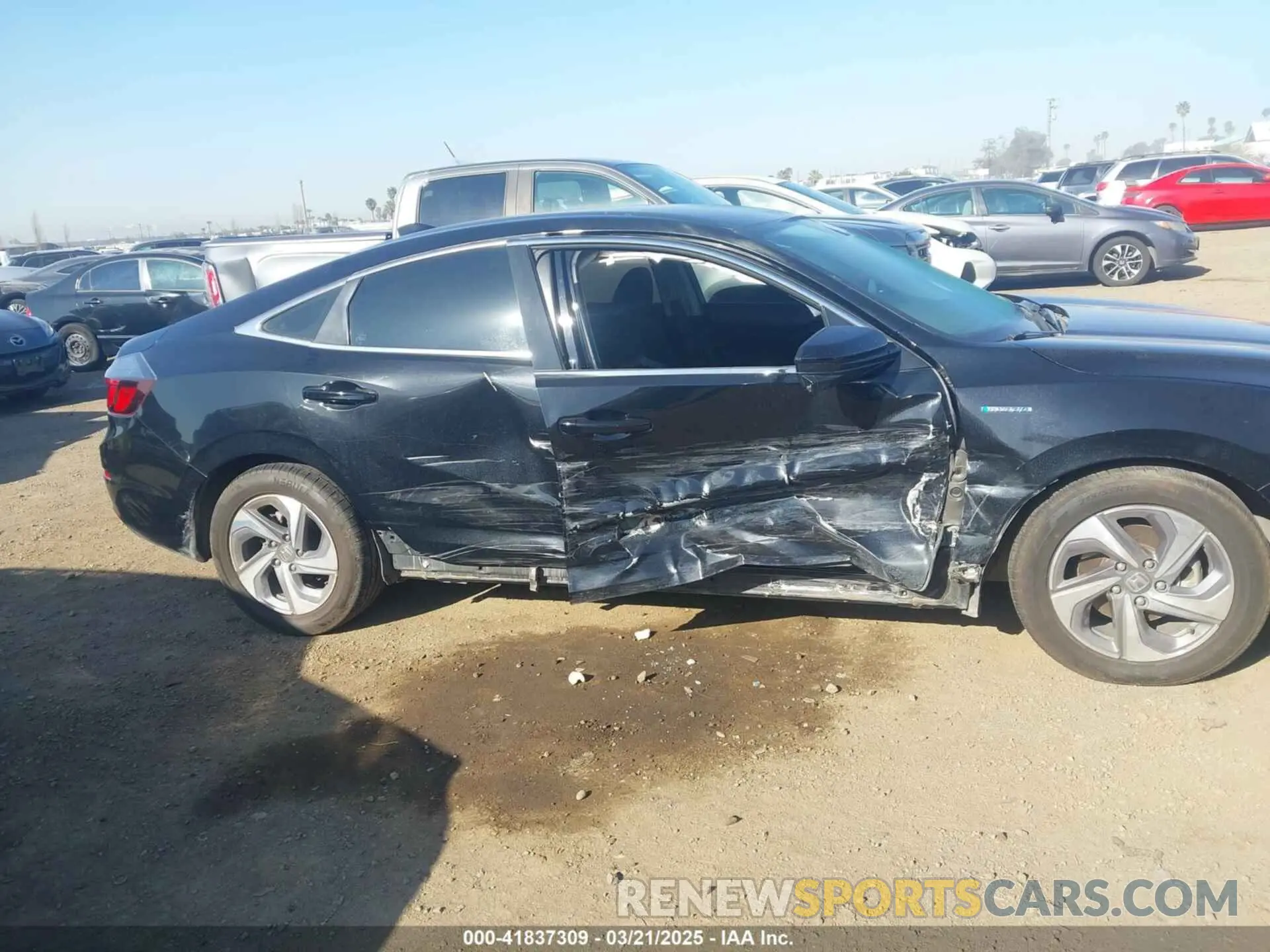 6 fotografías del automóvil dañado 19XZE4F59LE014980 HONDA INSIGHT 2020