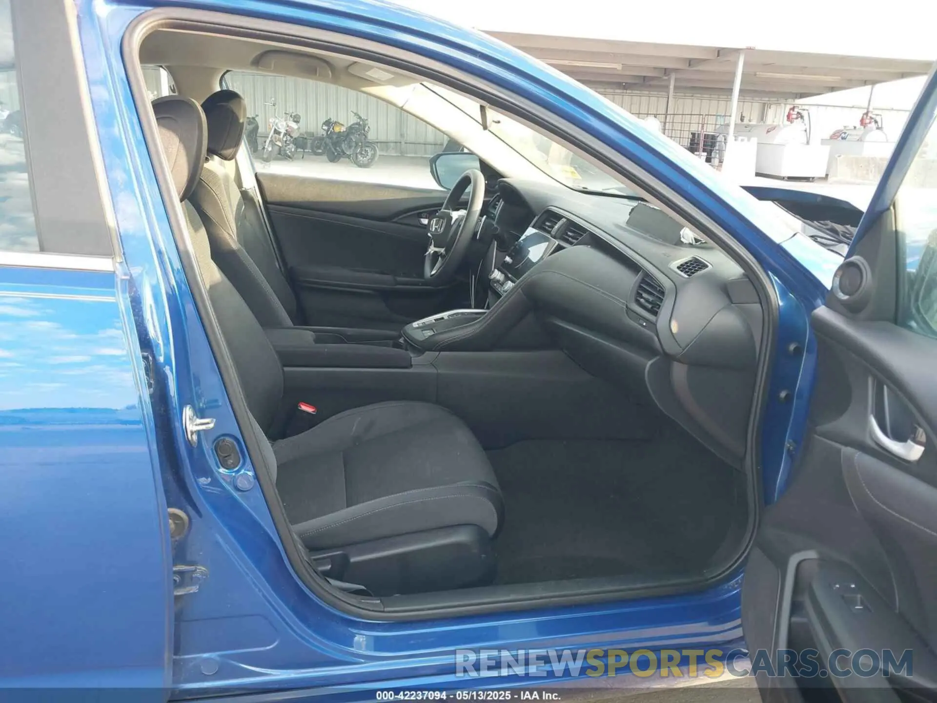 5 fotografías del automóvil dañado 19XZE4F5XLE007617 HONDA INSIGHT 2020