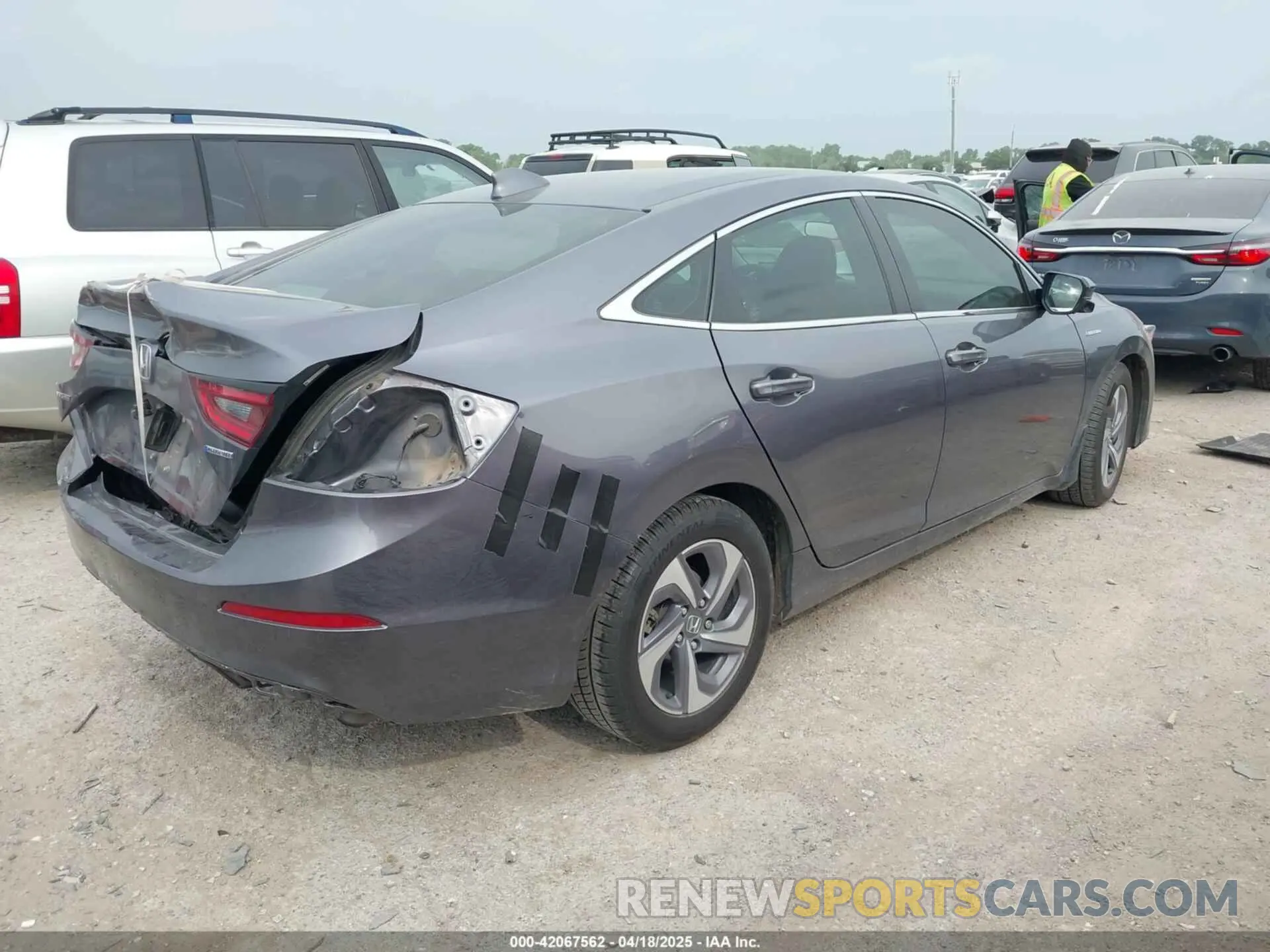 4 fotografías del automóvil dañado 19XZE4F5XLE014194 HONDA INSIGHT 2020