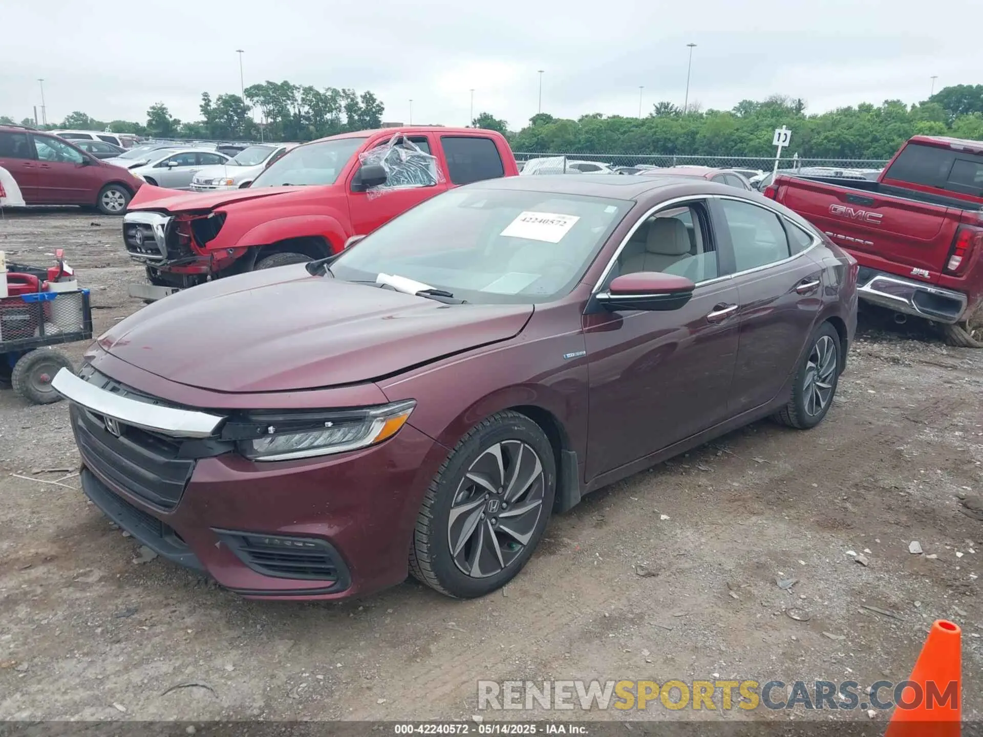 2 fotografías del automóvil dañado 19XZE4F93LE010040 HONDA INSIGHT 2020
