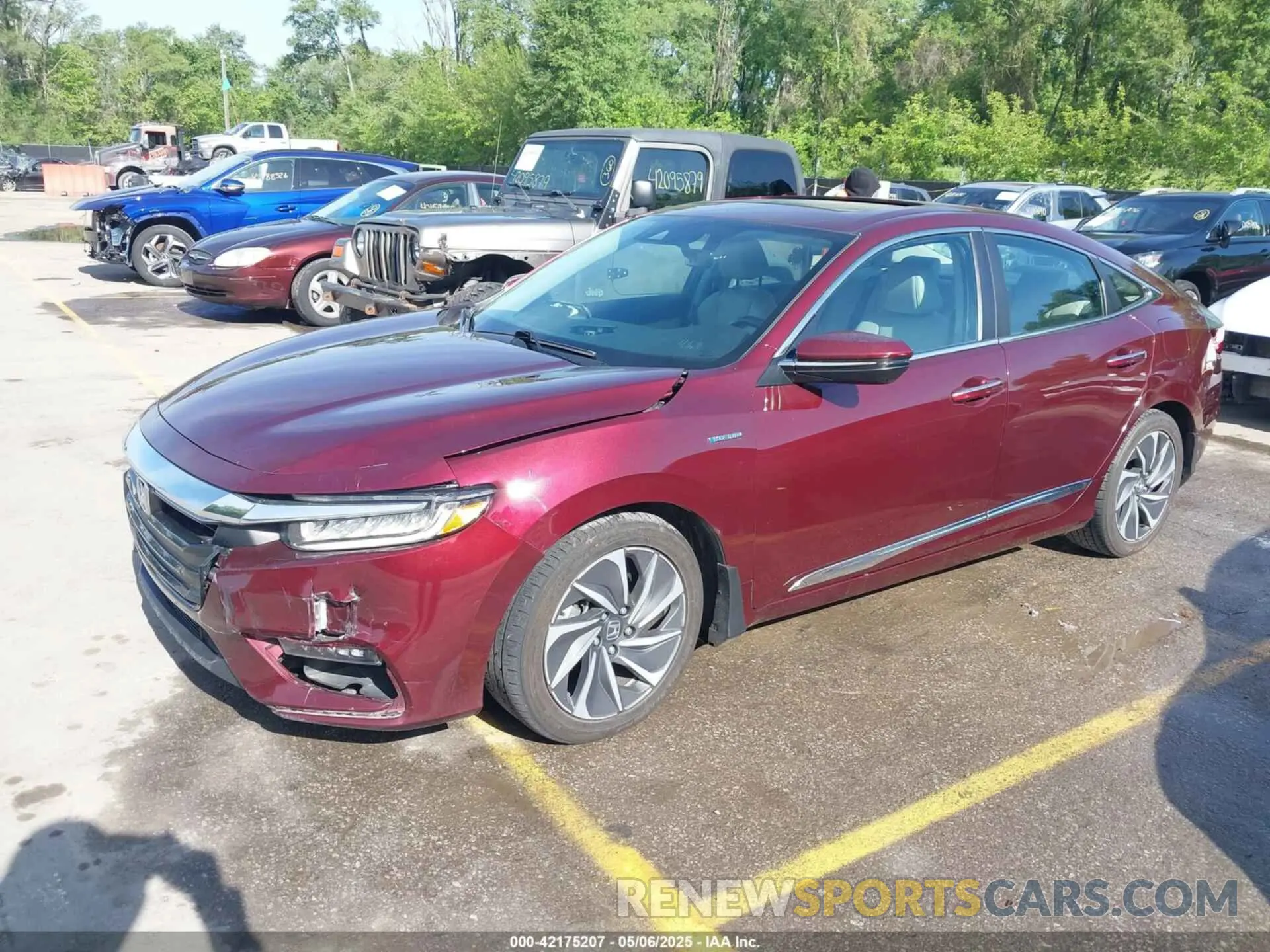 2 fotografías del automóvil dañado 19XZE4F95LE011531 HONDA INSIGHT 2020