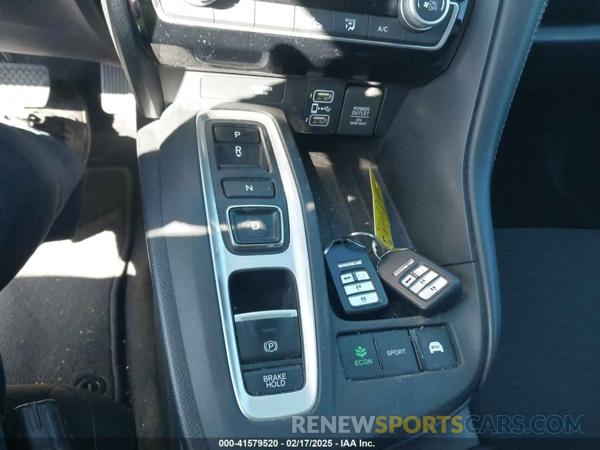 11 fotografías del automóvil dañado 19XZE4F51ME006728 HONDA INSIGHT 2021