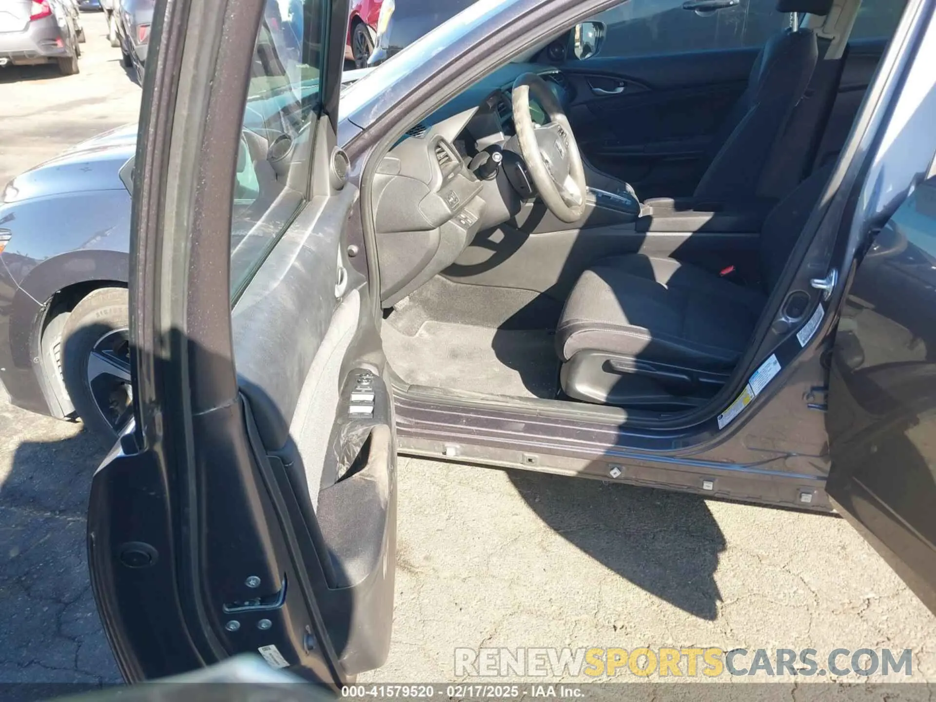 5 fotografías del automóvil dañado 19XZE4F51ME006728 HONDA INSIGHT 2021