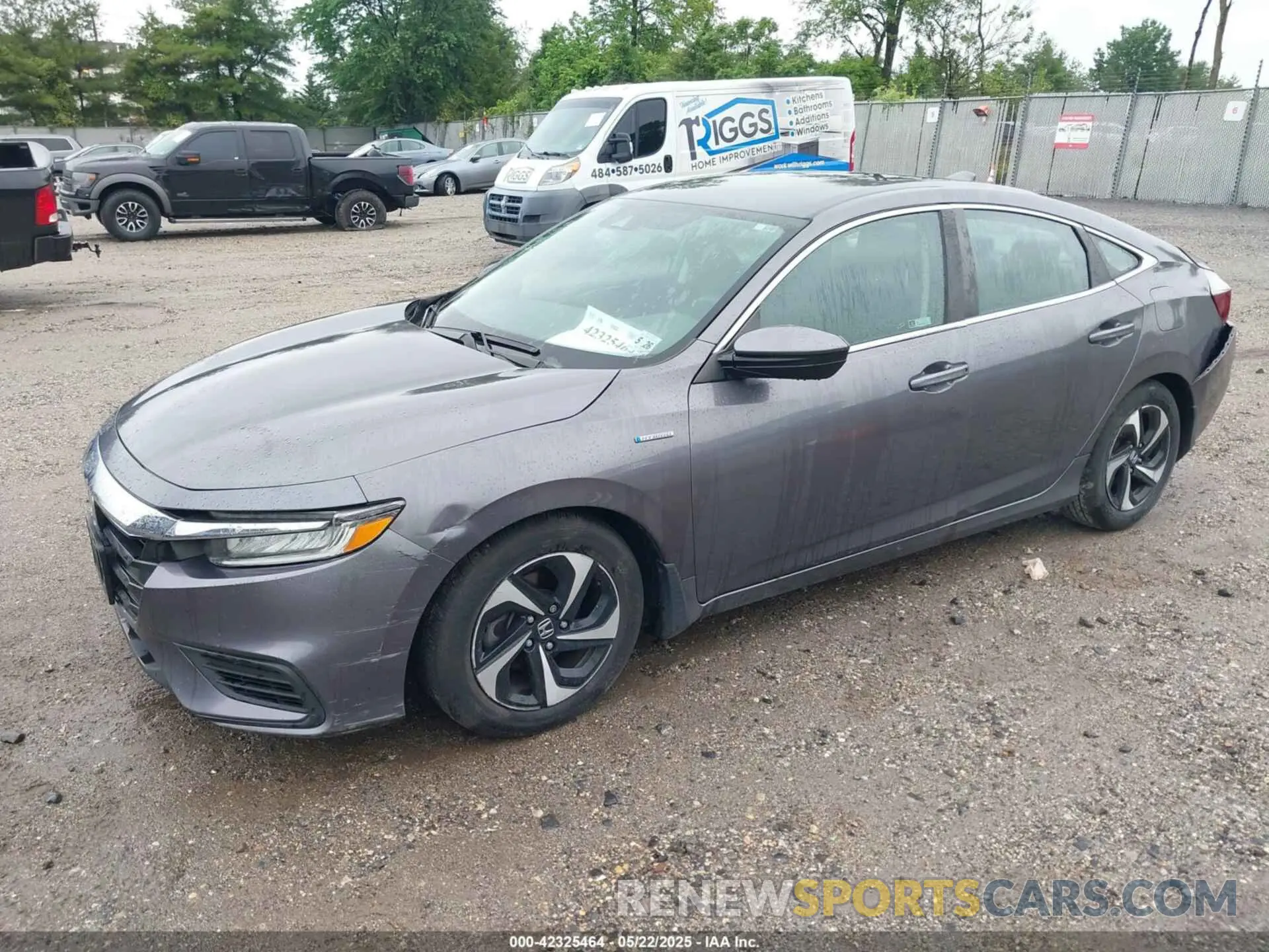 2 fotografías del automóvil dañado 19XZE4F52ME009864 HONDA INSIGHT 2021