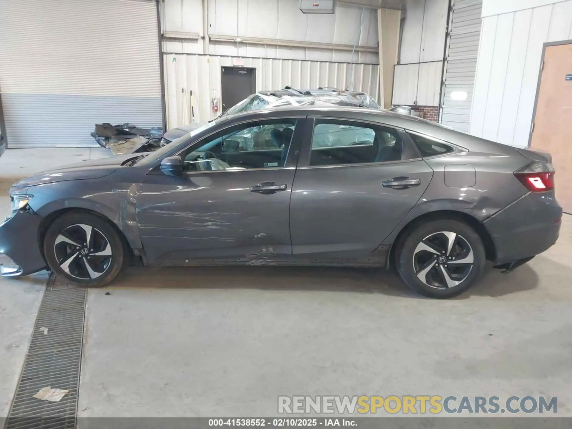 14 fotografías del automóvil dañado 19XZE4F53ME010943 HONDA INSIGHT 2021