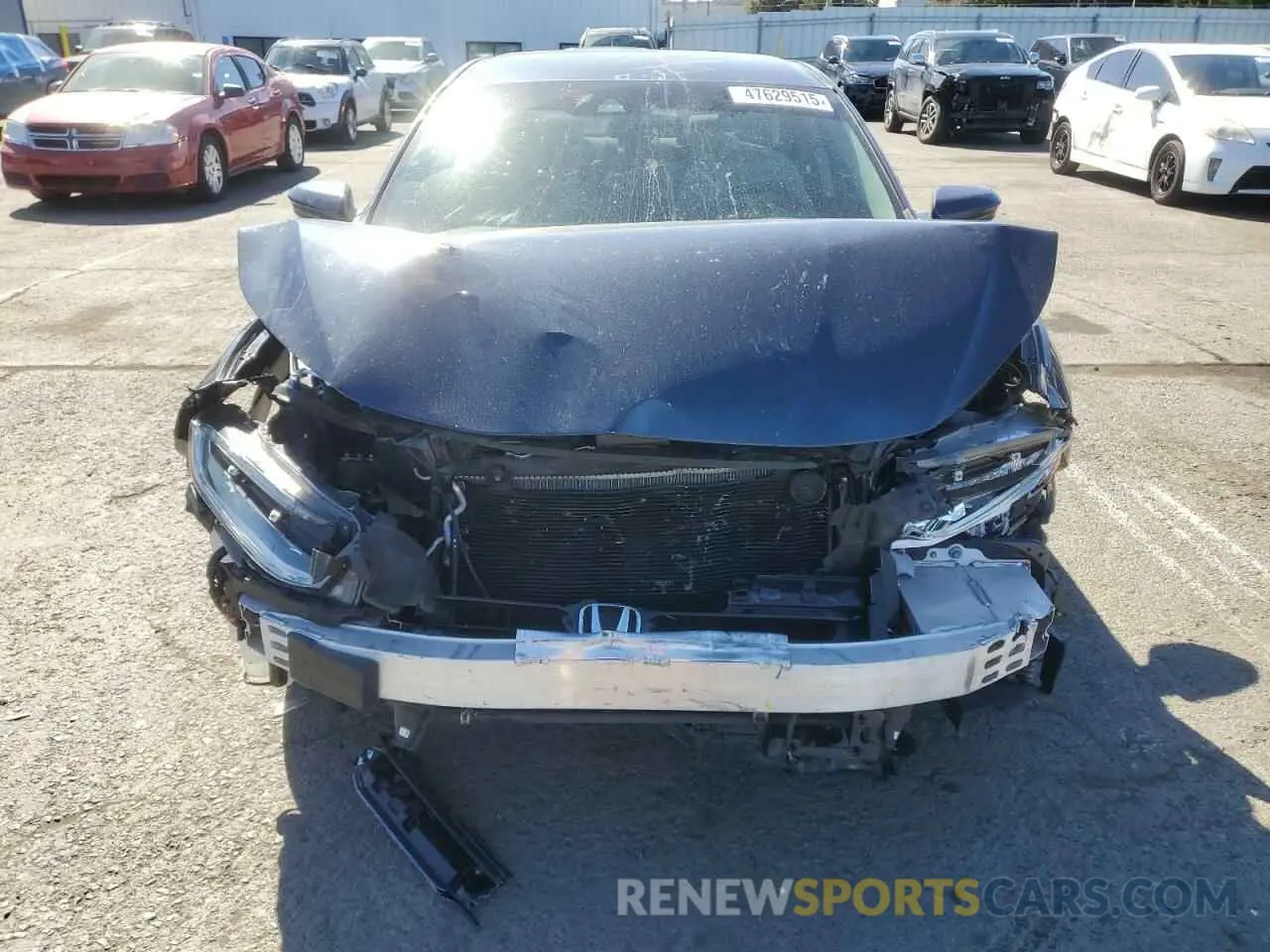 5 fotografías del automóvil dañado 19XZE4F54ME003676 HONDA INSIGHT 2021