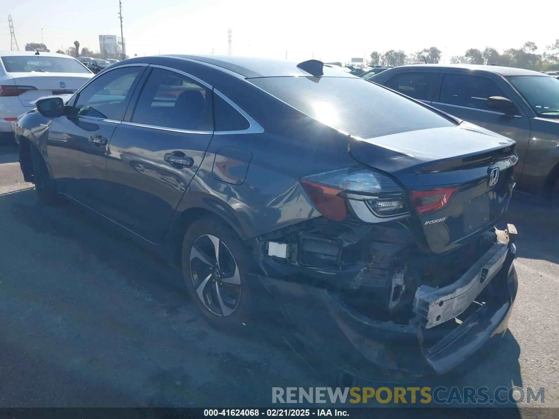 3 fotografías del automóvil dañado 19XZE4F55ME002262 HONDA INSIGHT 2021