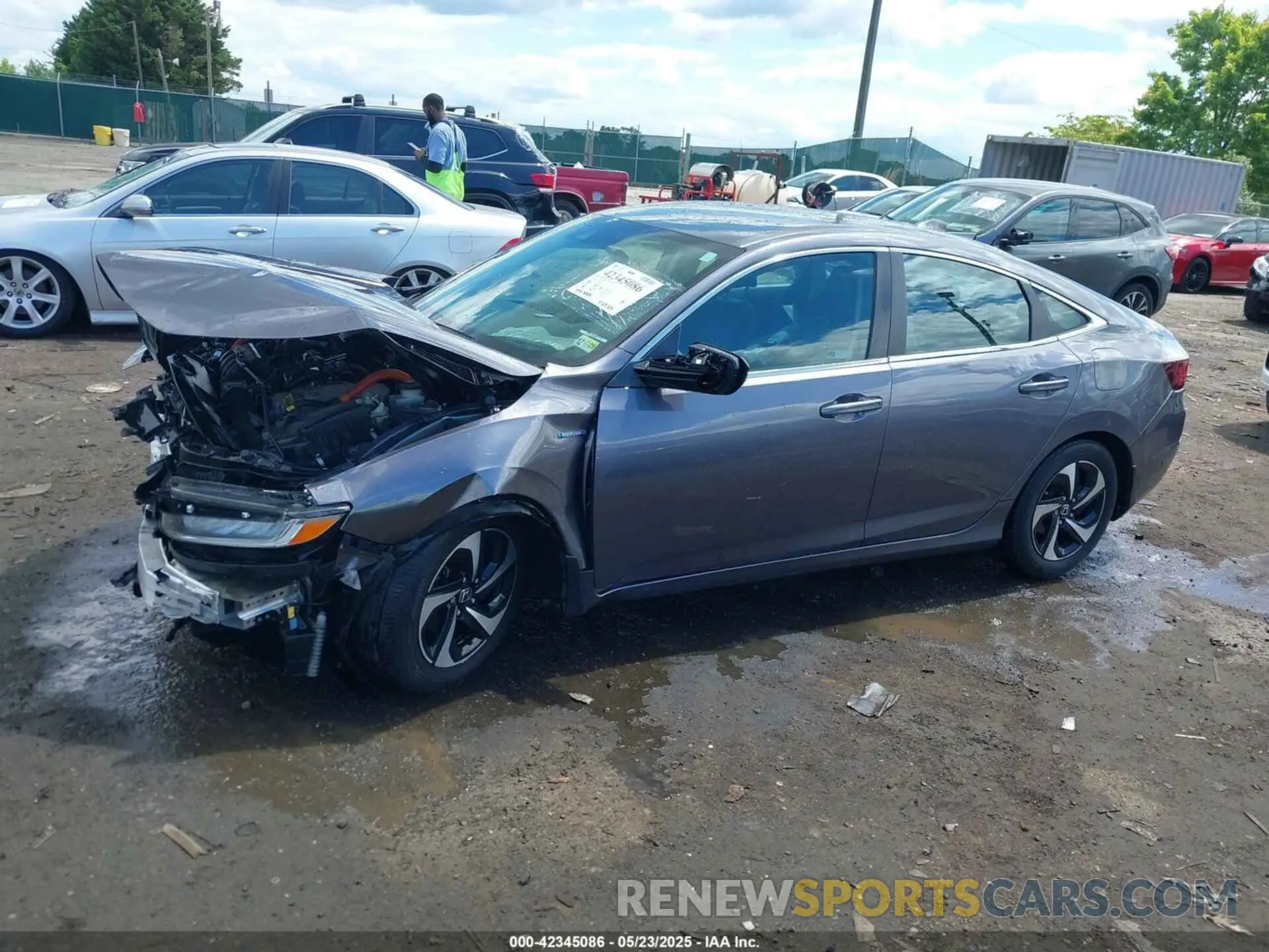 14 fotografías del automóvil dañado 19XZE4F55ME005131 HONDA INSIGHT 2021
