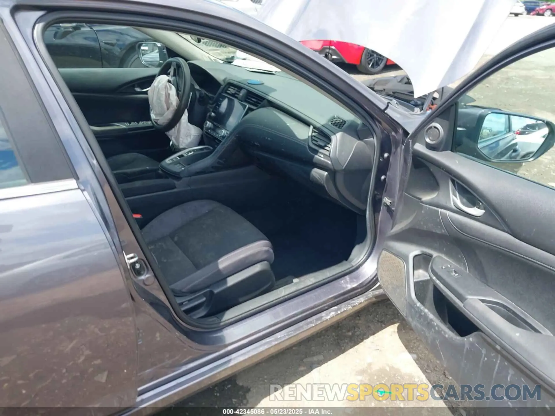 5 fotografías del automóvil dañado 19XZE4F55ME005131 HONDA INSIGHT 2021