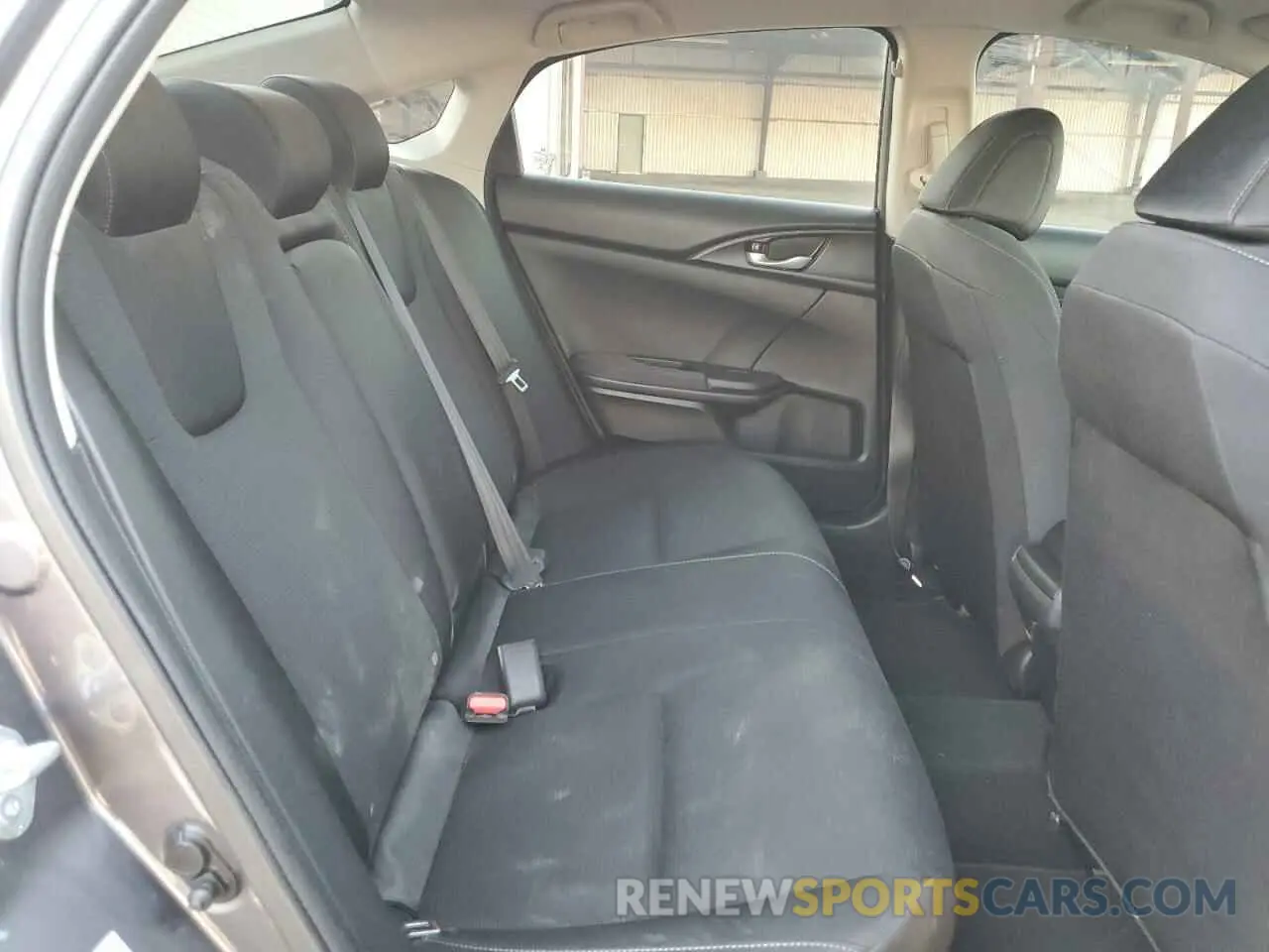10 fotografías del automóvil dañado 19XZE4F56ME010984 HONDA INSIGHT 2021