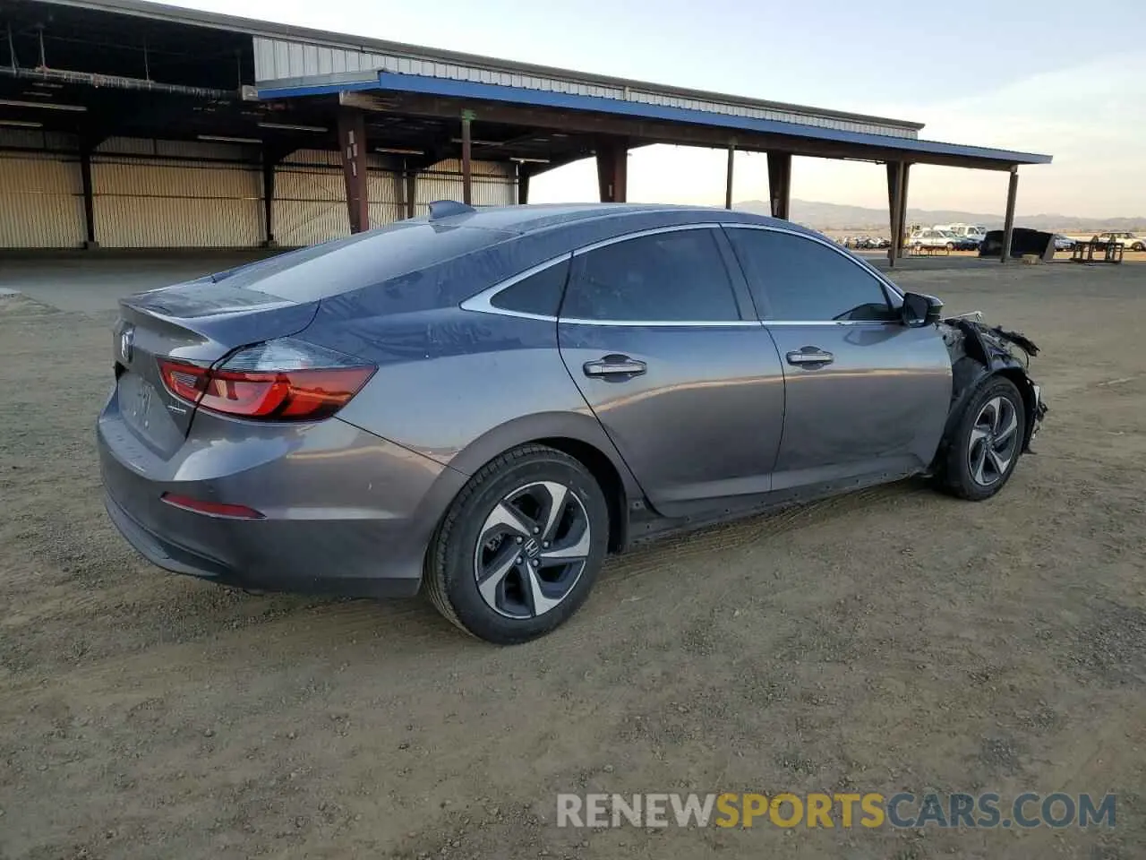 3 fotografías del automóvil dañado 19XZE4F56ME010984 HONDA INSIGHT 2021