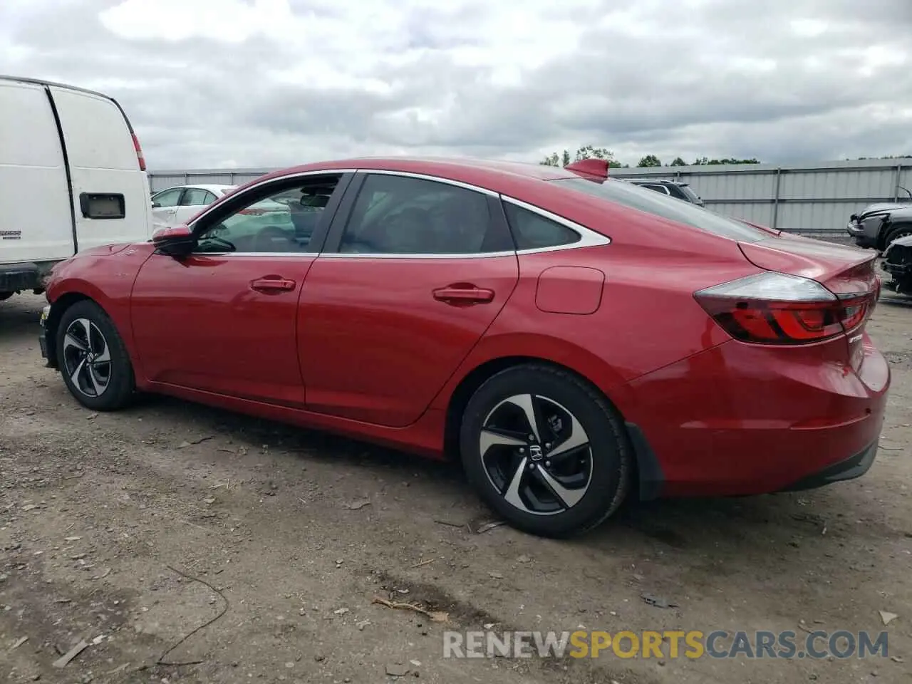 2 fotografías del automóvil dañado 19XZE4F59ME000854 HONDA INSIGHT 2021