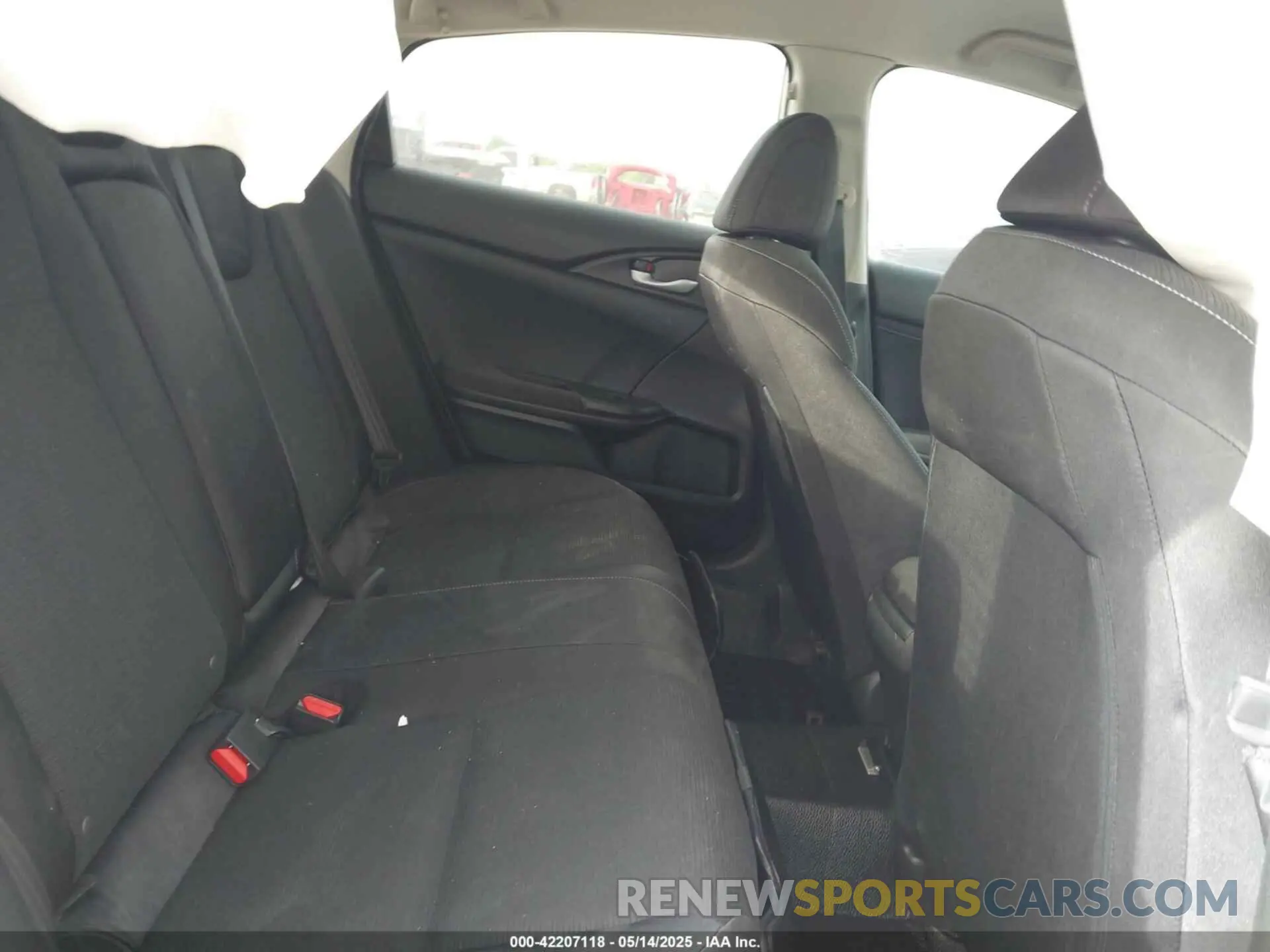 8 fotografías del automóvil dañado 19XZE4F5XME001415 HONDA INSIGHT 2021