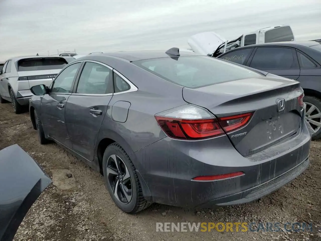 2 fotografías del automóvil dañado 19XZE4F5XME011961 HONDA INSIGHT 2021