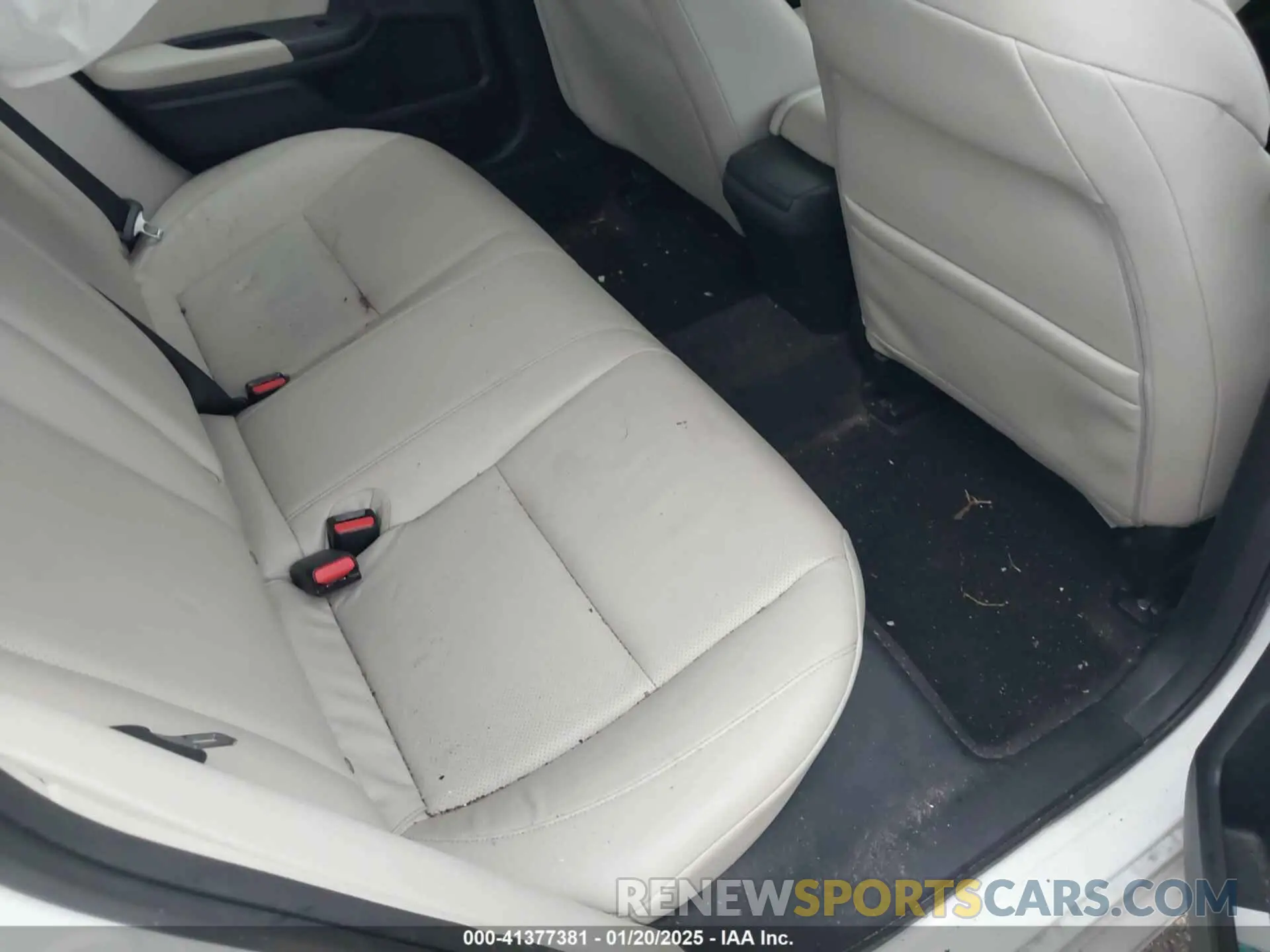 8 fotografías del automóvil dañado 19XZE4F94ME003177 HONDA INSIGHT 2021