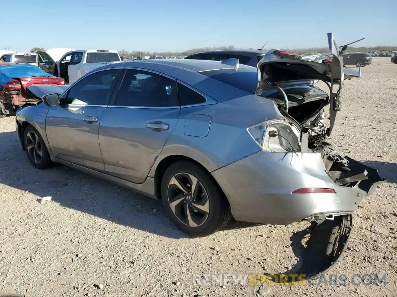 2 fotografías del automóvil dañado 19XZE4F50NE008083 HONDA INSIGHT 2022