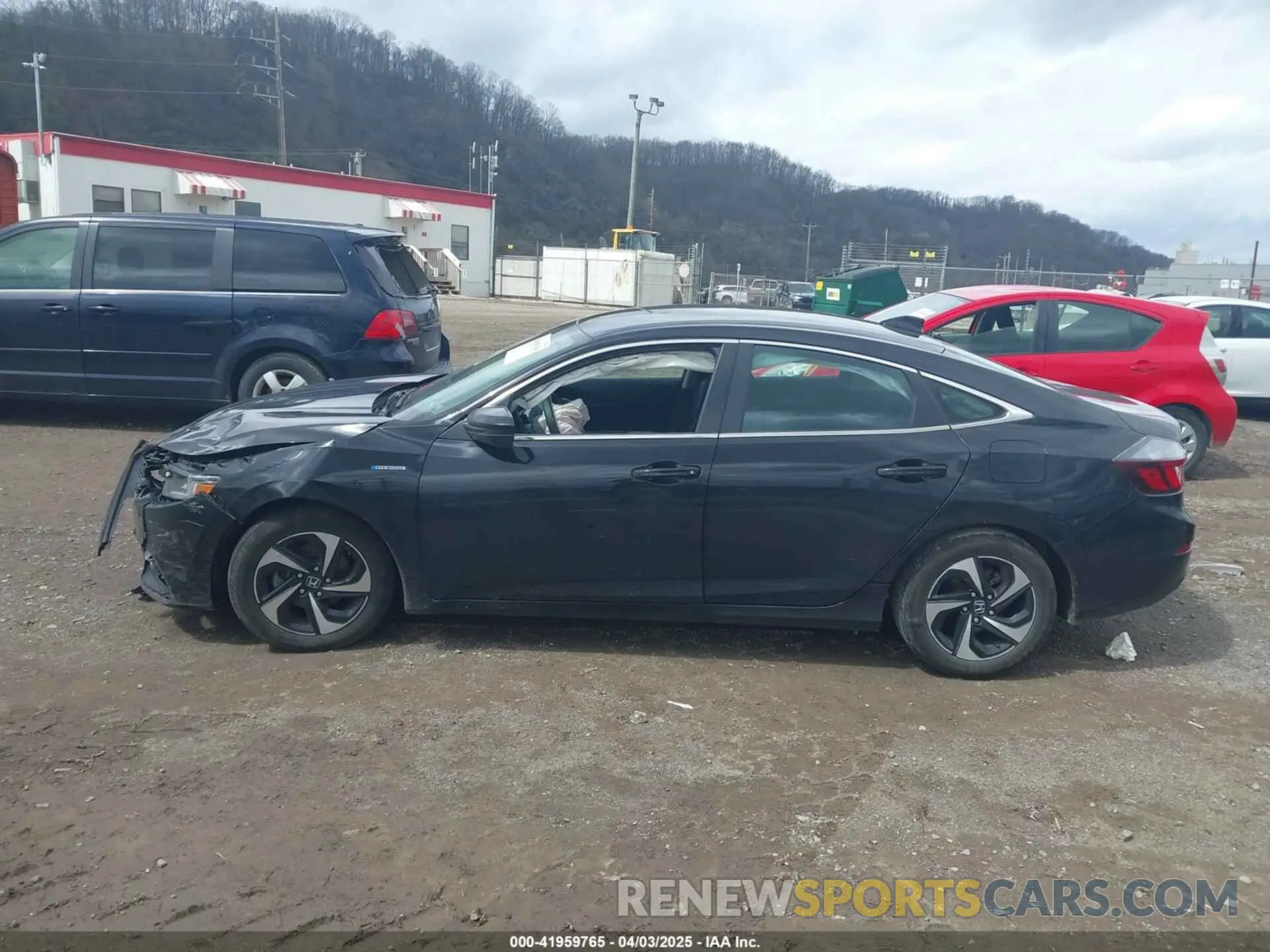 15 fotografías del automóvil dañado 19XZE4F50NE011422 HONDA INSIGHT 2022