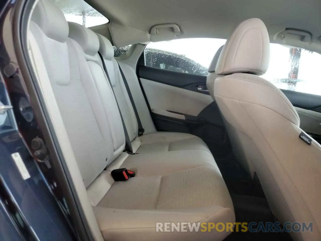 10 fotografías del automóvil dañado 19XZE4F50NE016460 HONDA INSIGHT 2022
