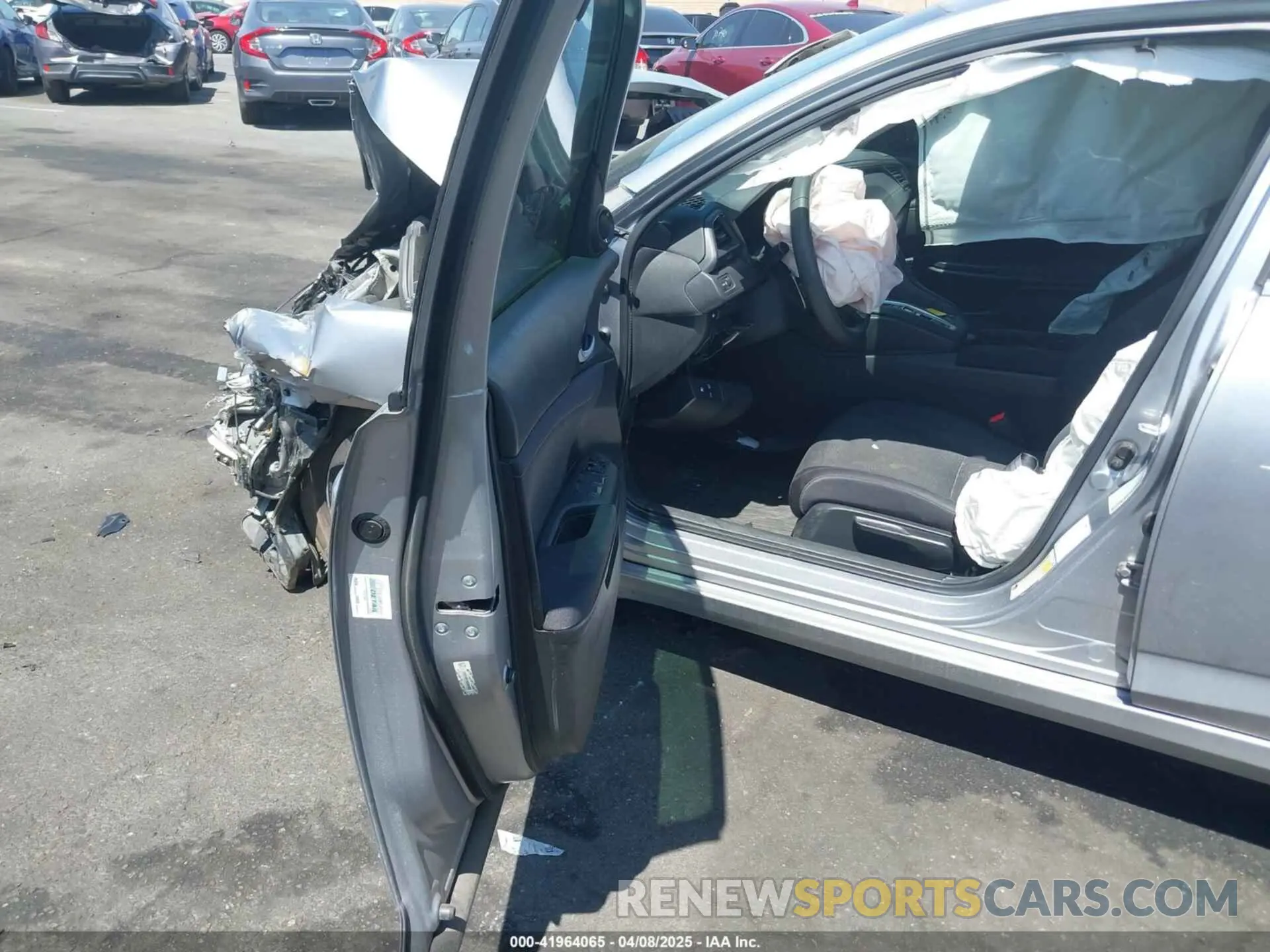 5 fotografías del automóvil dañado 19XZE4F51NE004950 HONDA INSIGHT 2022