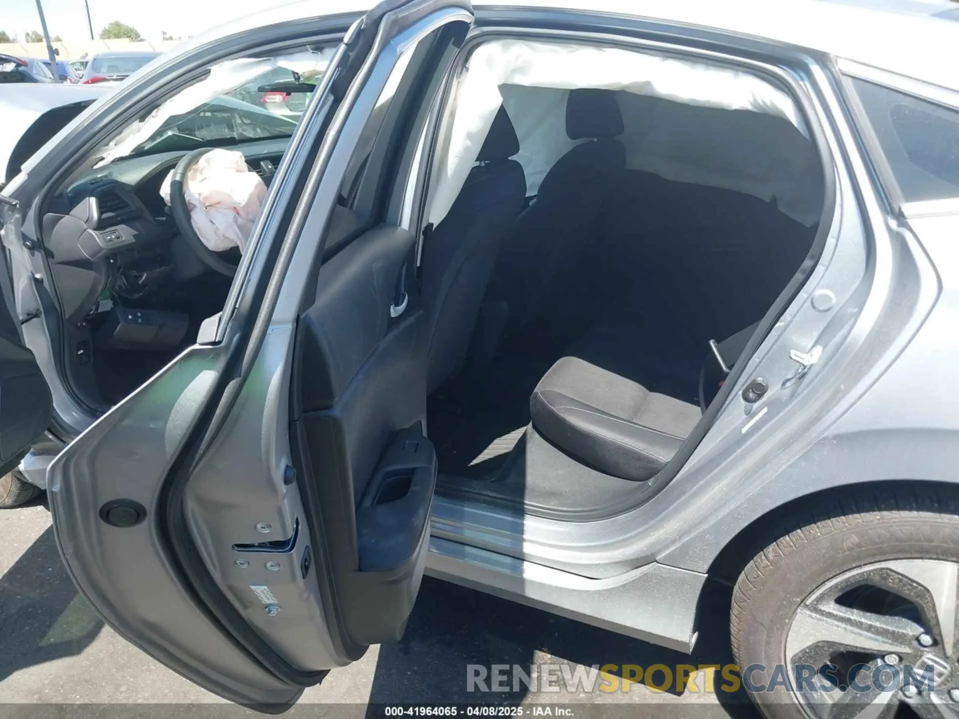 8 fotografías del automóvil dañado 19XZE4F51NE004950 HONDA INSIGHT 2022