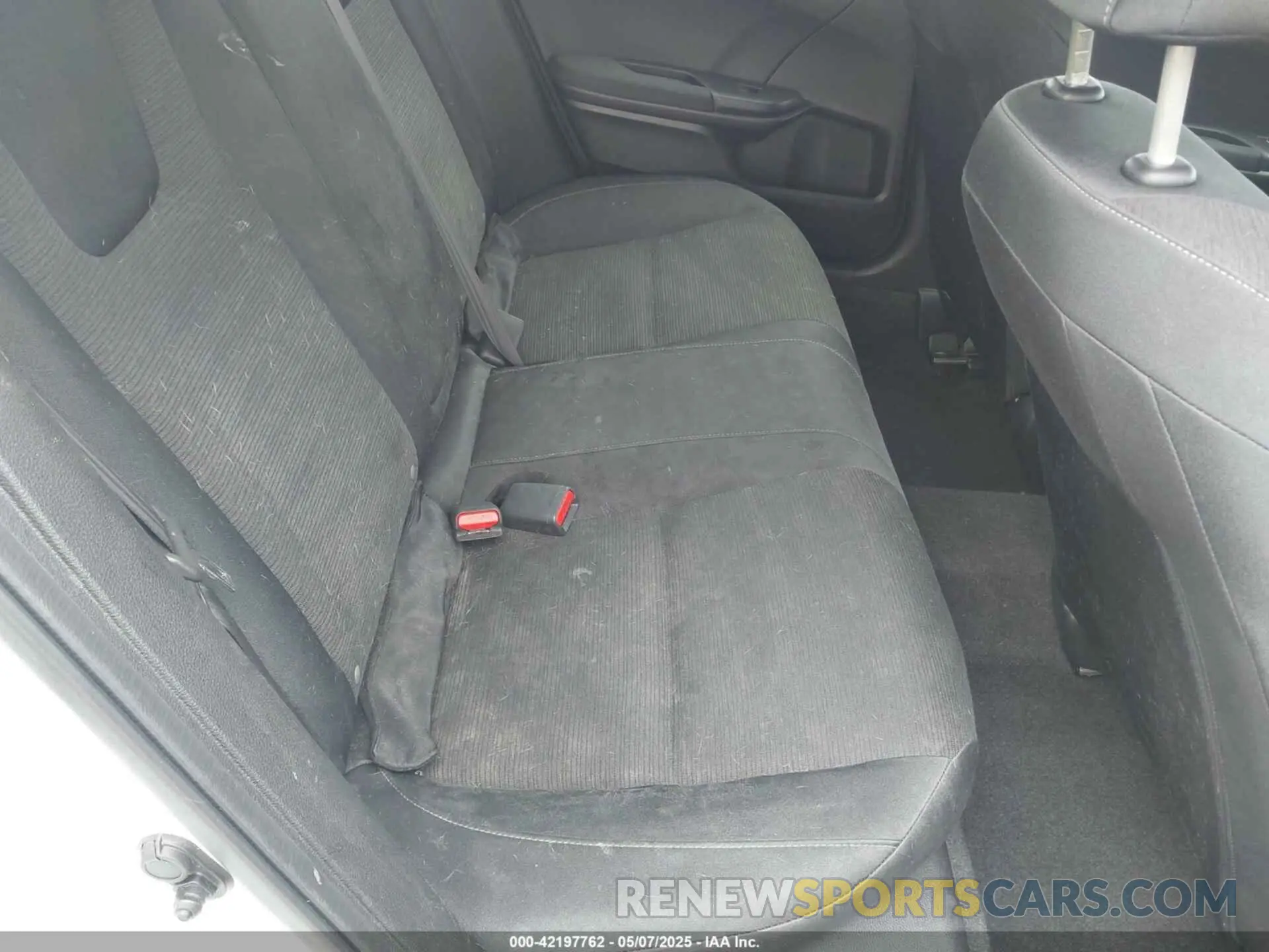 8 fotografías del automóvil dañado 19XZE4F51NE005788 HONDA INSIGHT 2022