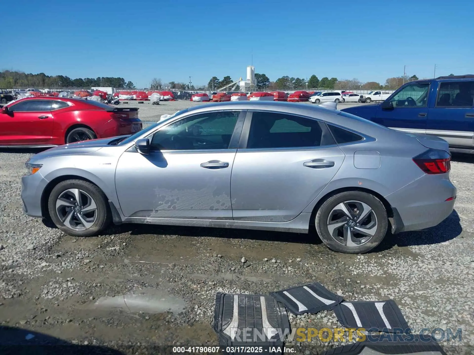 14 fotografías del automóvil dañado 19XZE4F53NE011138 HONDA INSIGHT 2022