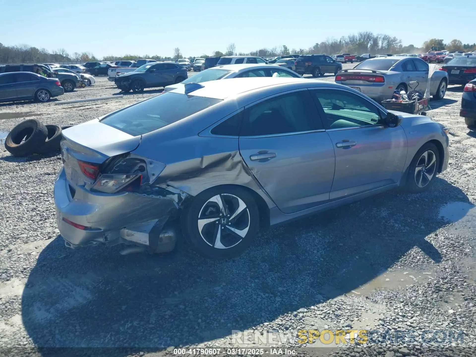 4 fotografías del automóvil dañado 19XZE4F53NE011138 HONDA INSIGHT 2022