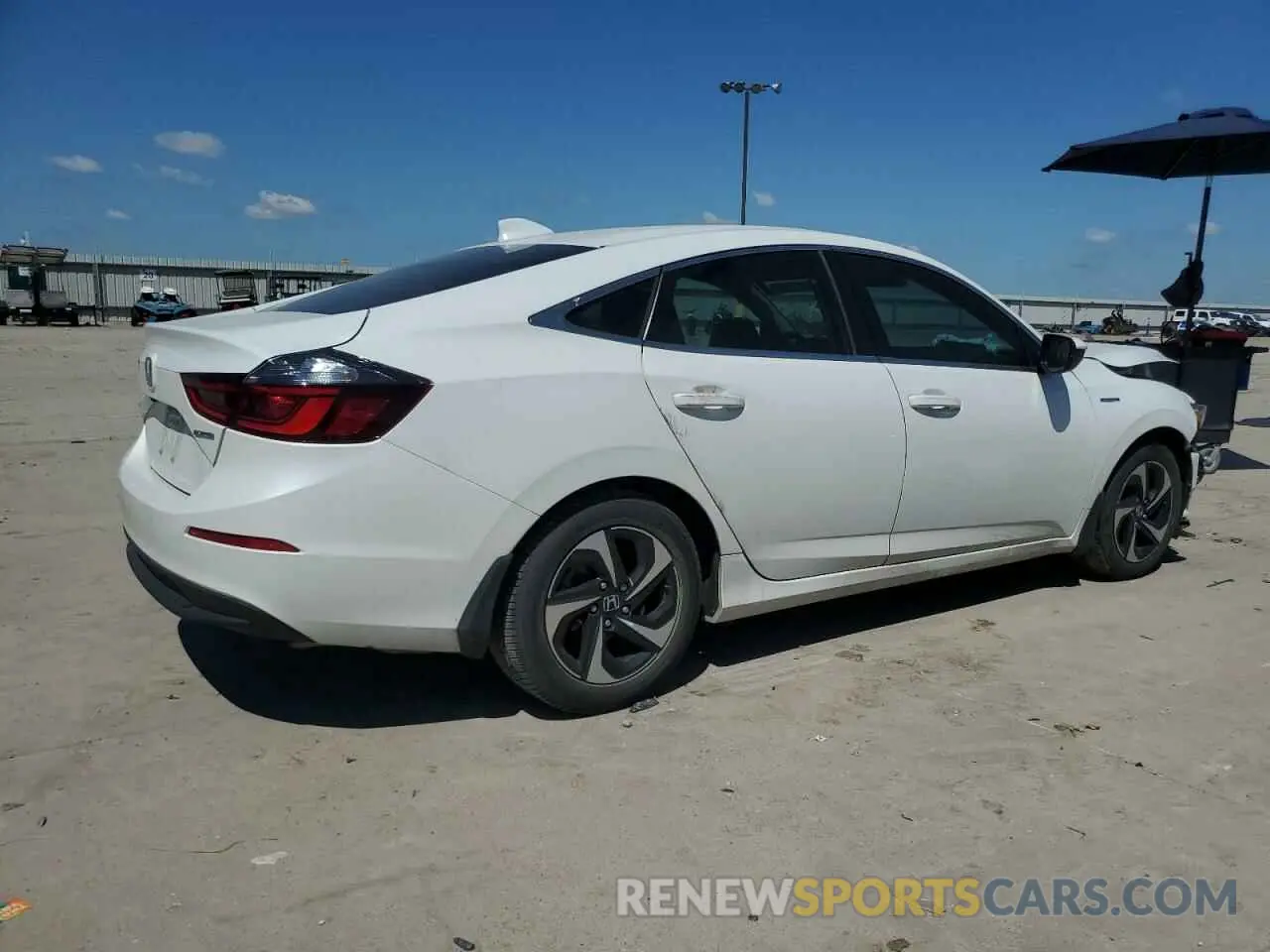 3 fotografías del automóvil dañado 19XZE4F55NE009889 HONDA INSIGHT 2022