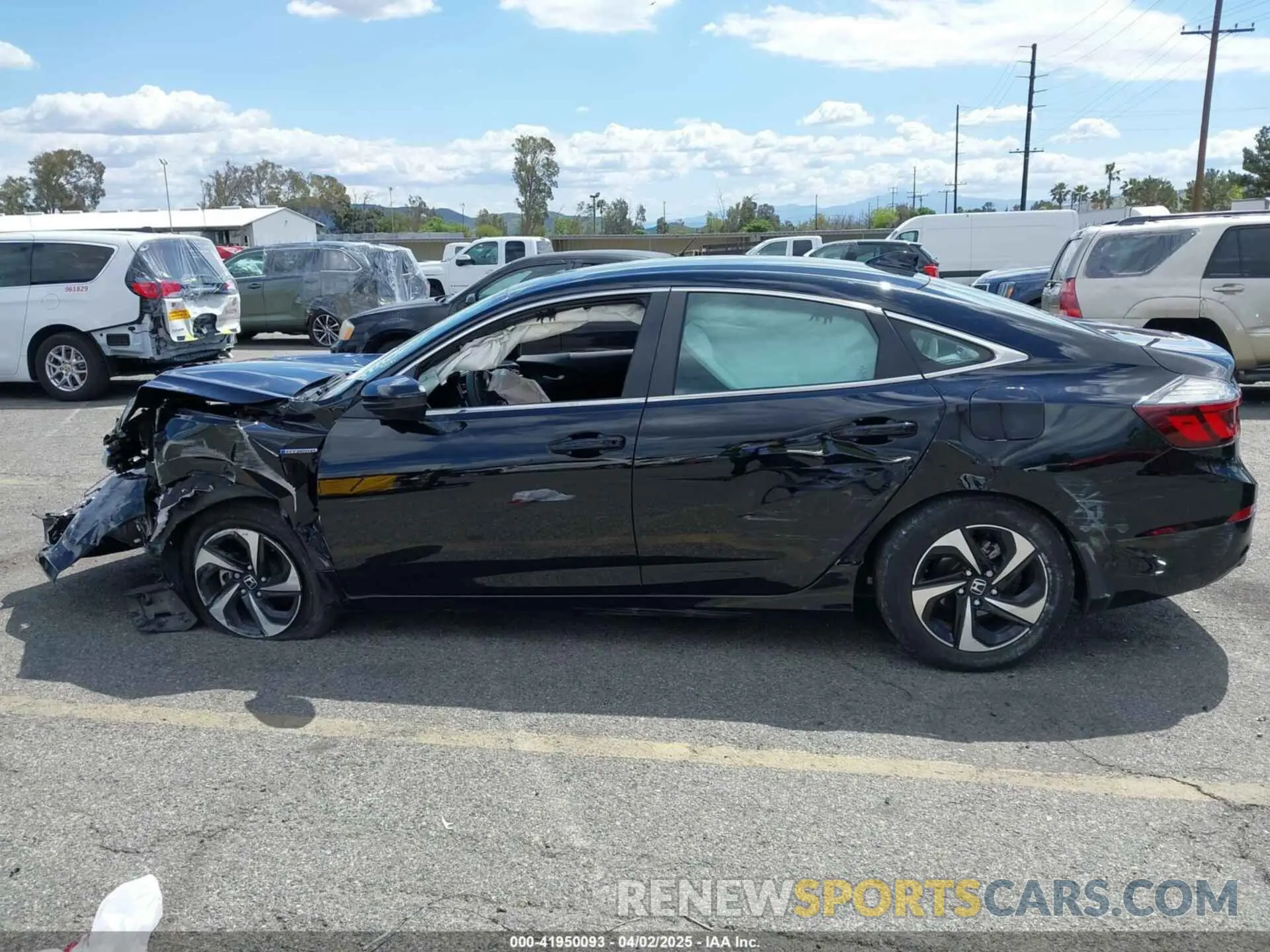 14 fotografías del automóvil dañado 19XZE4F57NE016682 HONDA INSIGHT 2022
