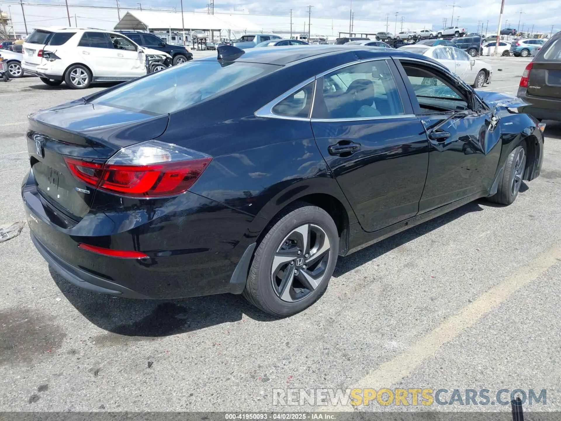 4 fotografías del automóvil dañado 19XZE4F57NE016682 HONDA INSIGHT 2022