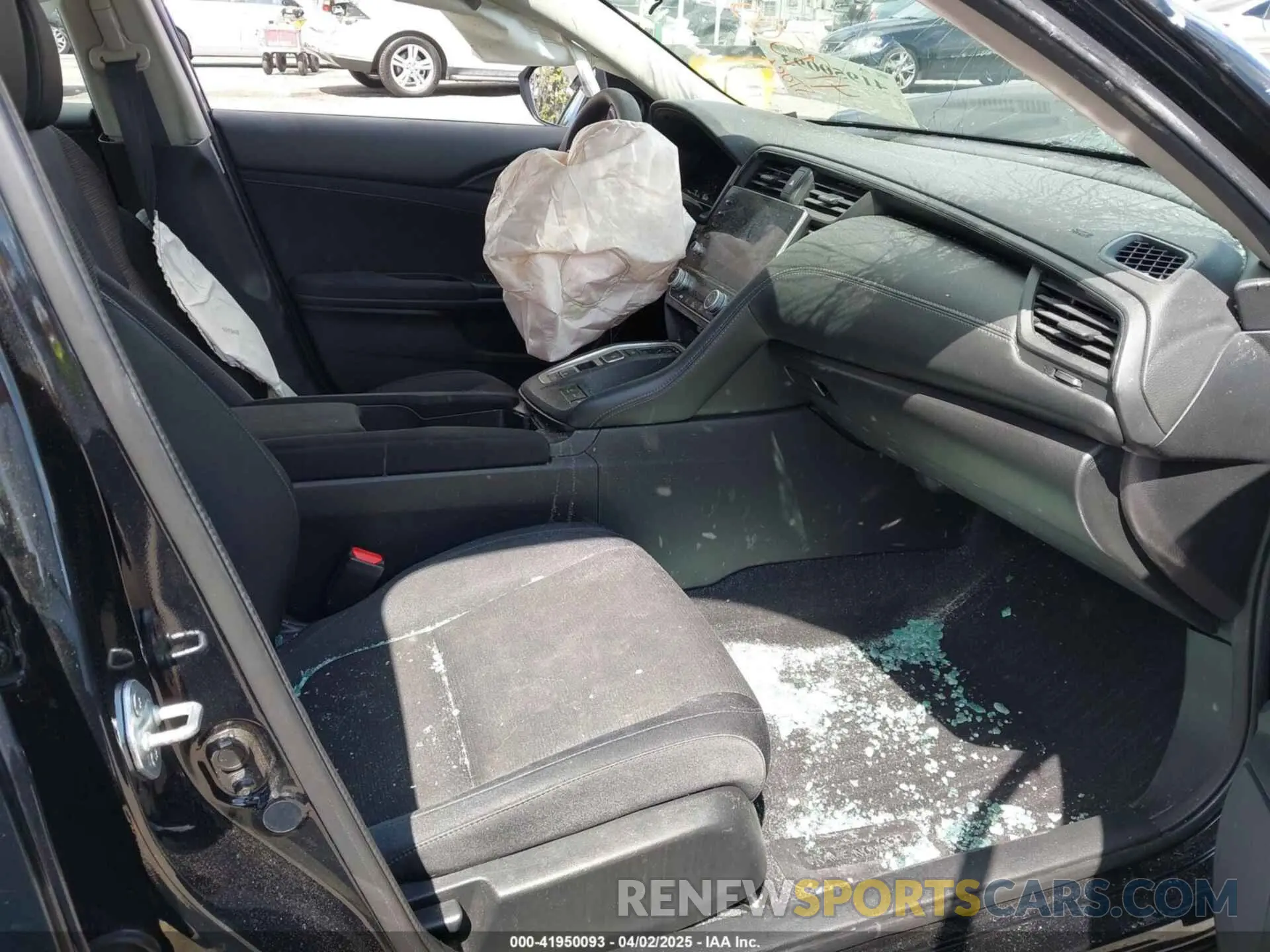 5 fotografías del automóvil dañado 19XZE4F57NE016682 HONDA INSIGHT 2022