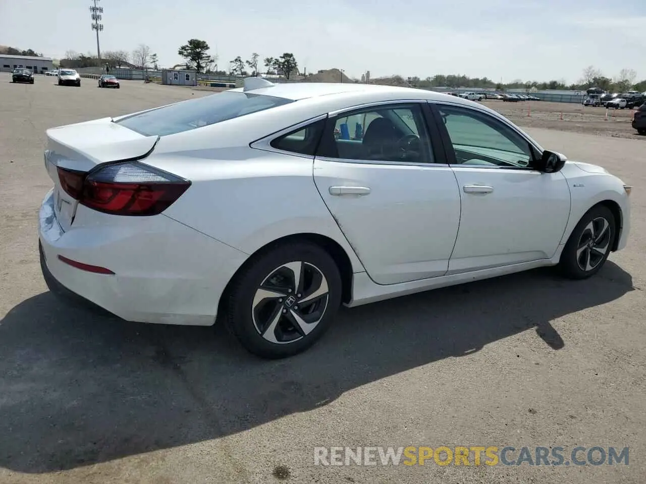 3 fotografías del automóvil dañado 19XZE4F58NE016724 HONDA INSIGHT 2022
